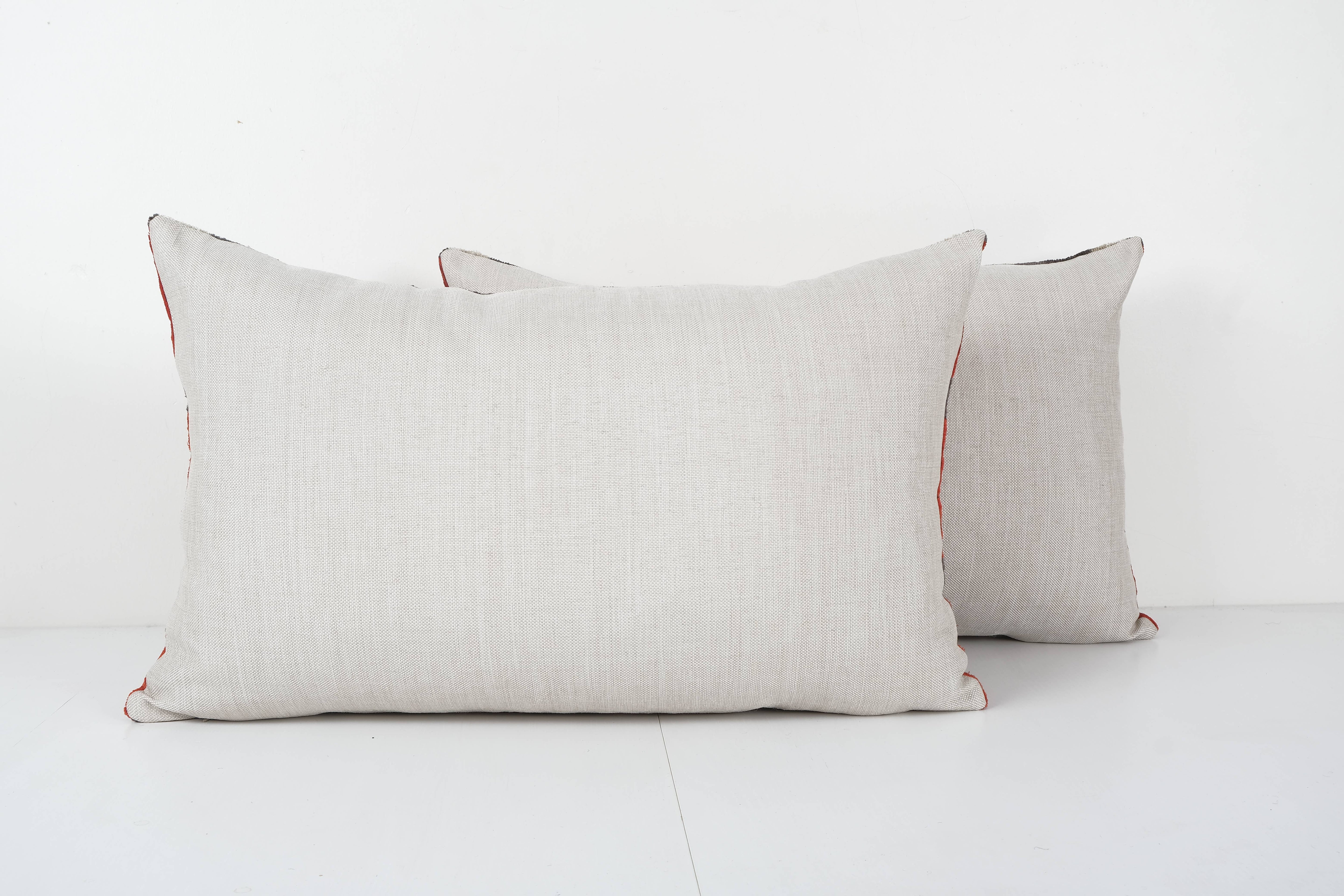 Silk Ikat Velvet Pillow Cover | 16'' x 26''