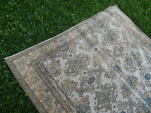 Vintage Turkish Rug 4'9'' x 8'10''