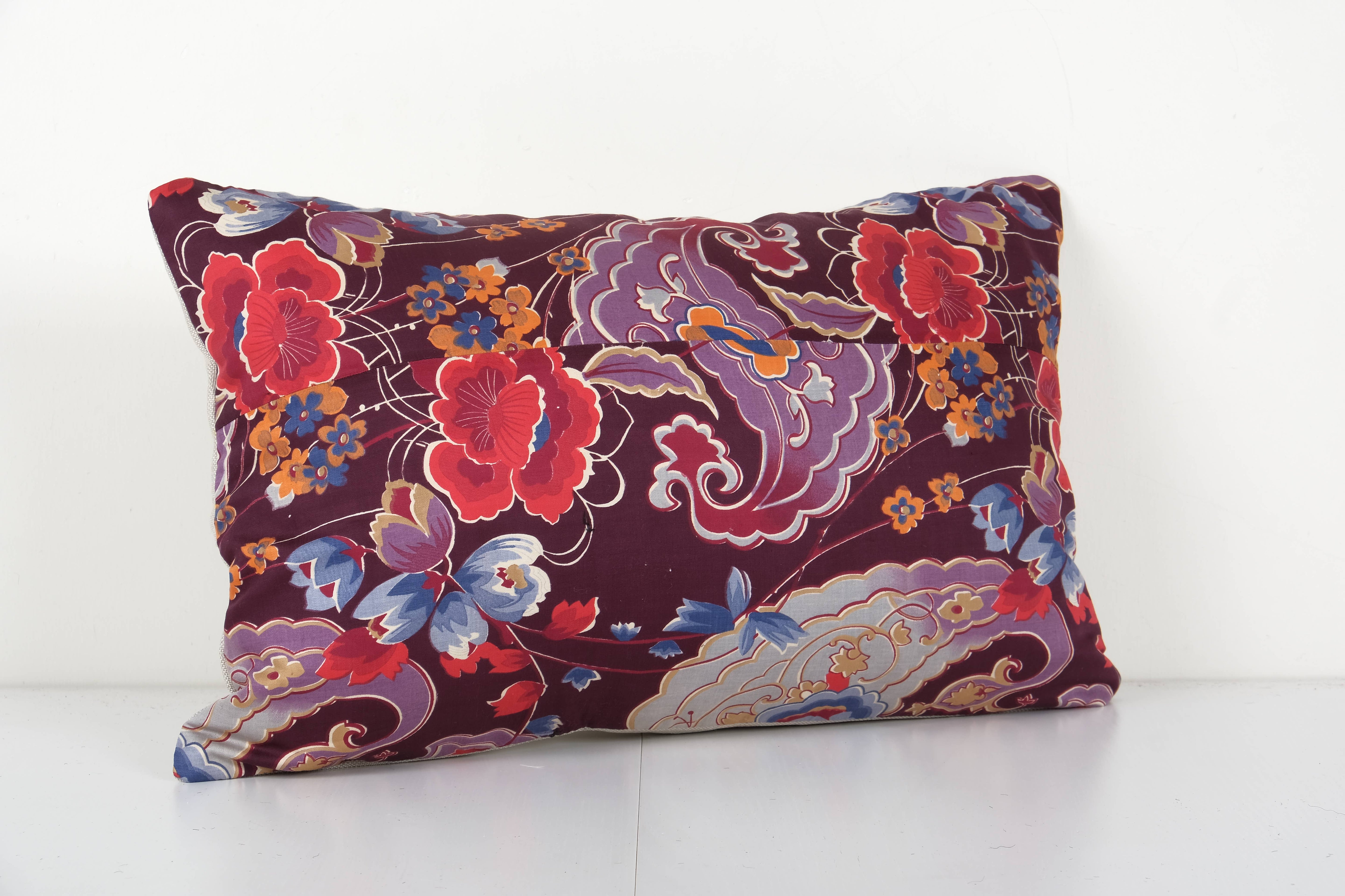 Uzbek Roller Printed Pillow Cover | 16'' x 22''