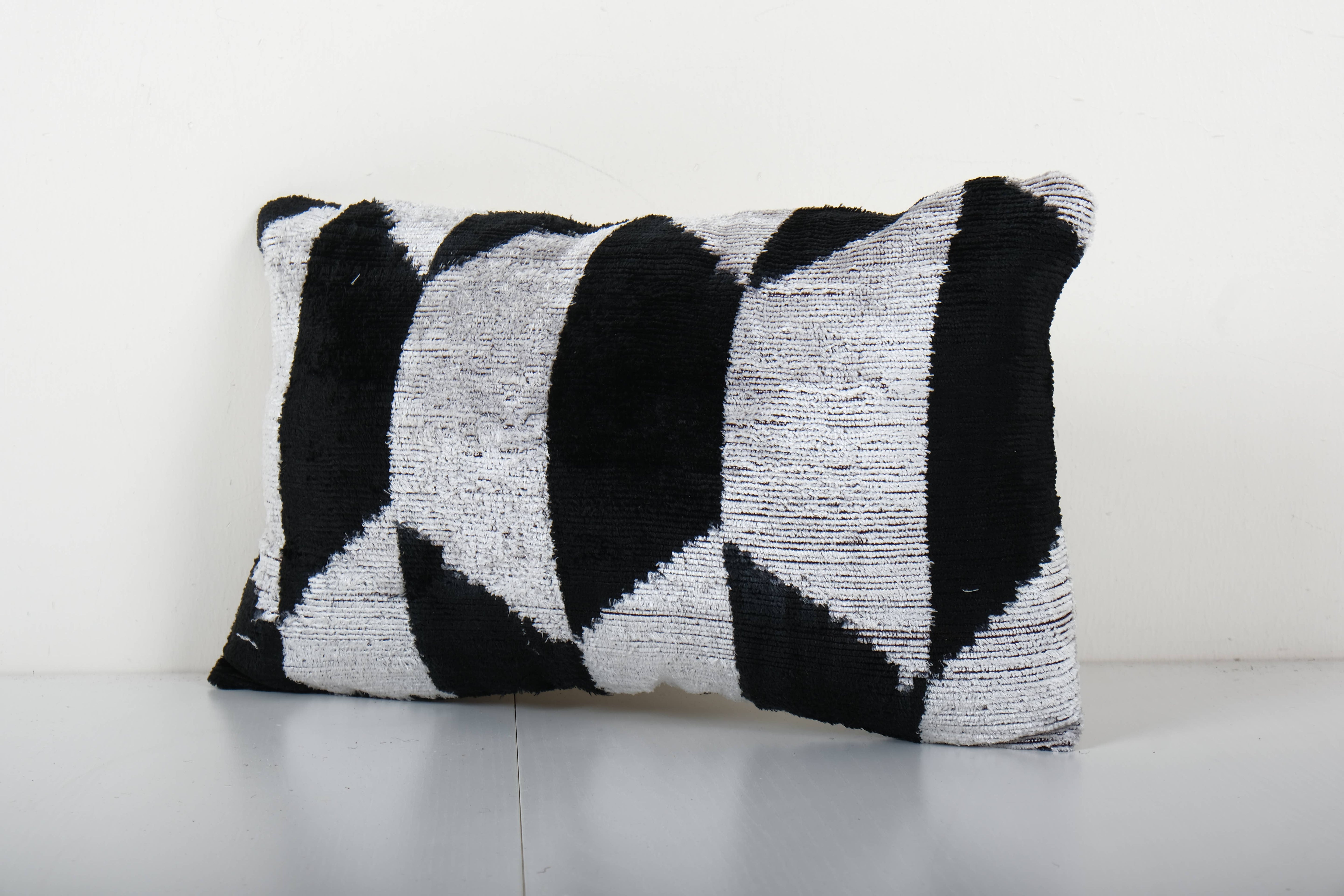 Silk Ikat Velvet Pillow Cover | 9'' x 16''