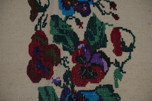 Vintage Turkish Kilim Rug 5'5'' x 6'5''