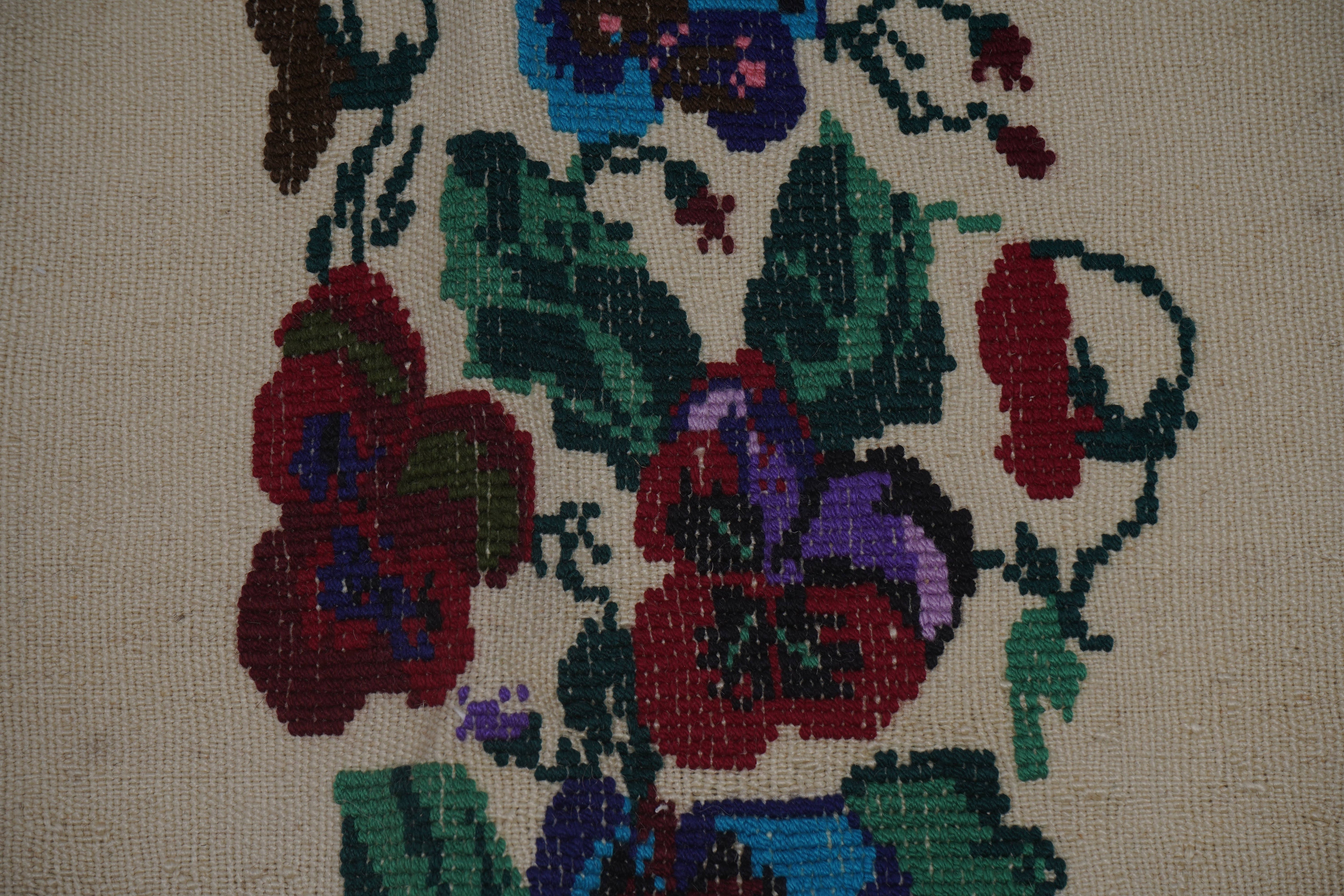 Vintage Turkish Kilim Rug 5'5'' x 6'5''