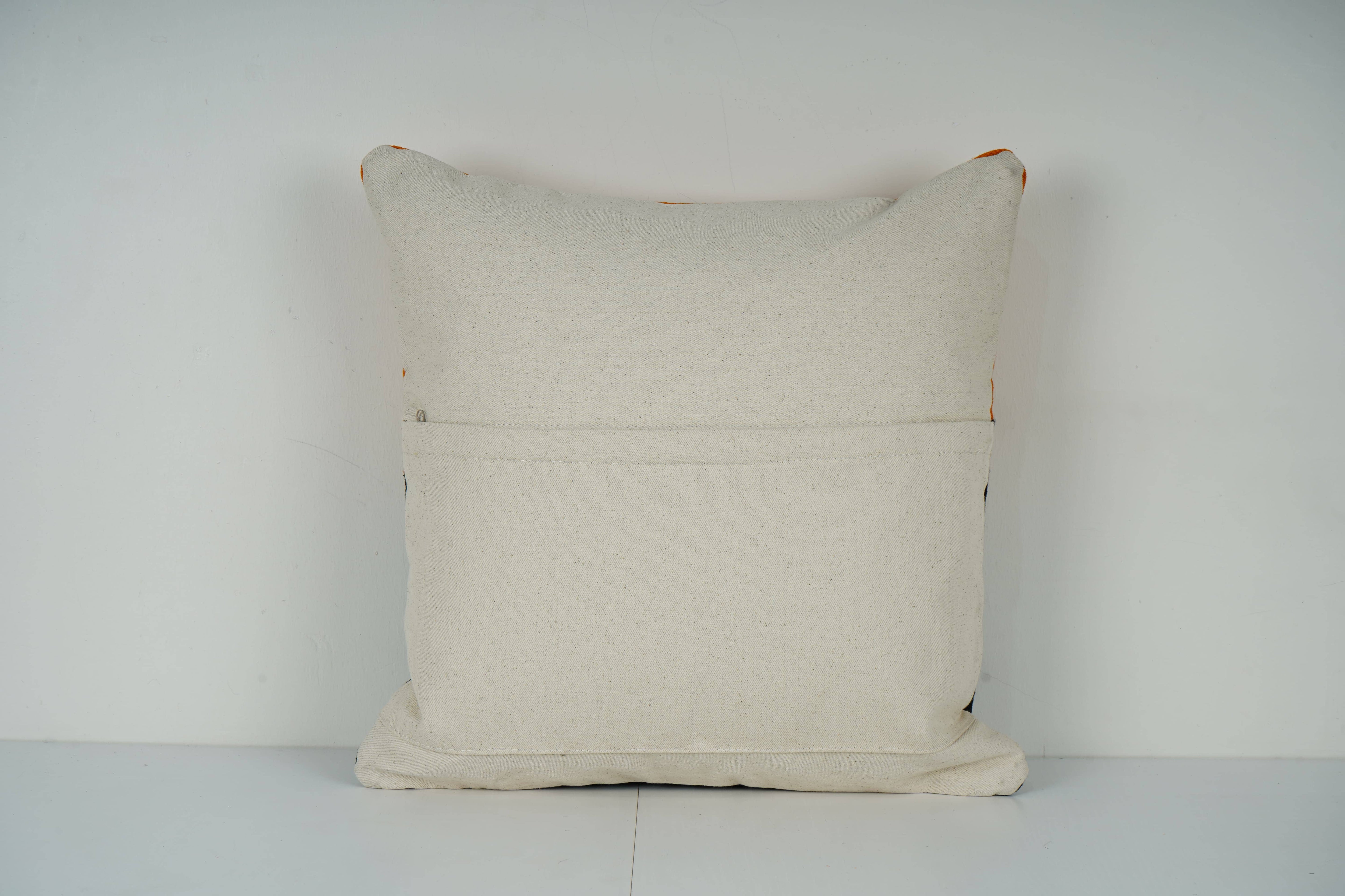 Kilim Pillow Cover | 20'' x 20''