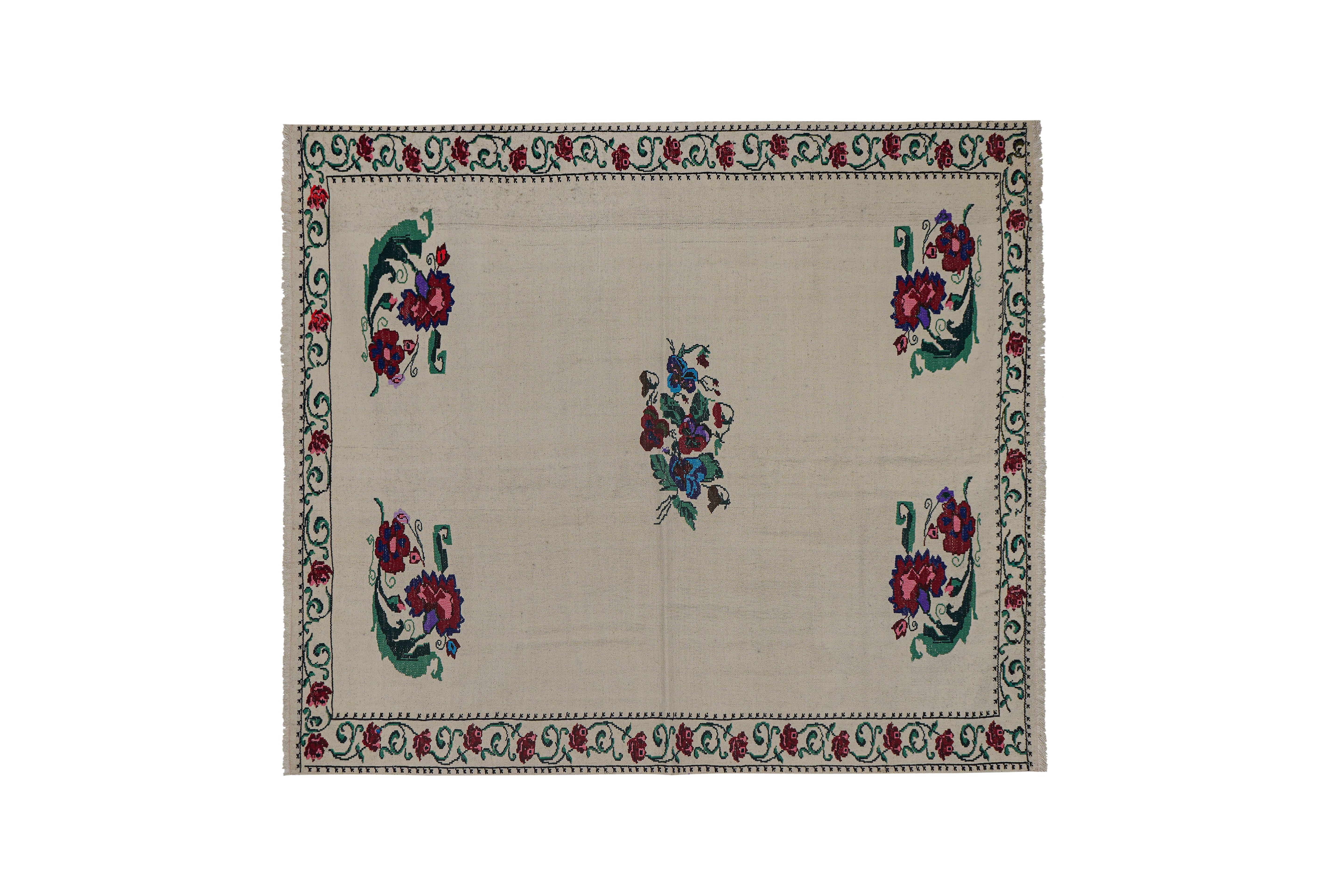 Vintage Turkish Kilim Rug 5'5'' x 6'5''