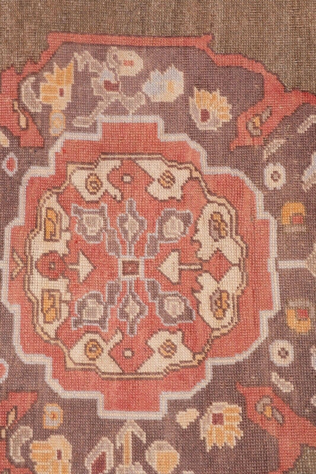 Vintage Turkish Karapinar Rug 5' x 8'6''