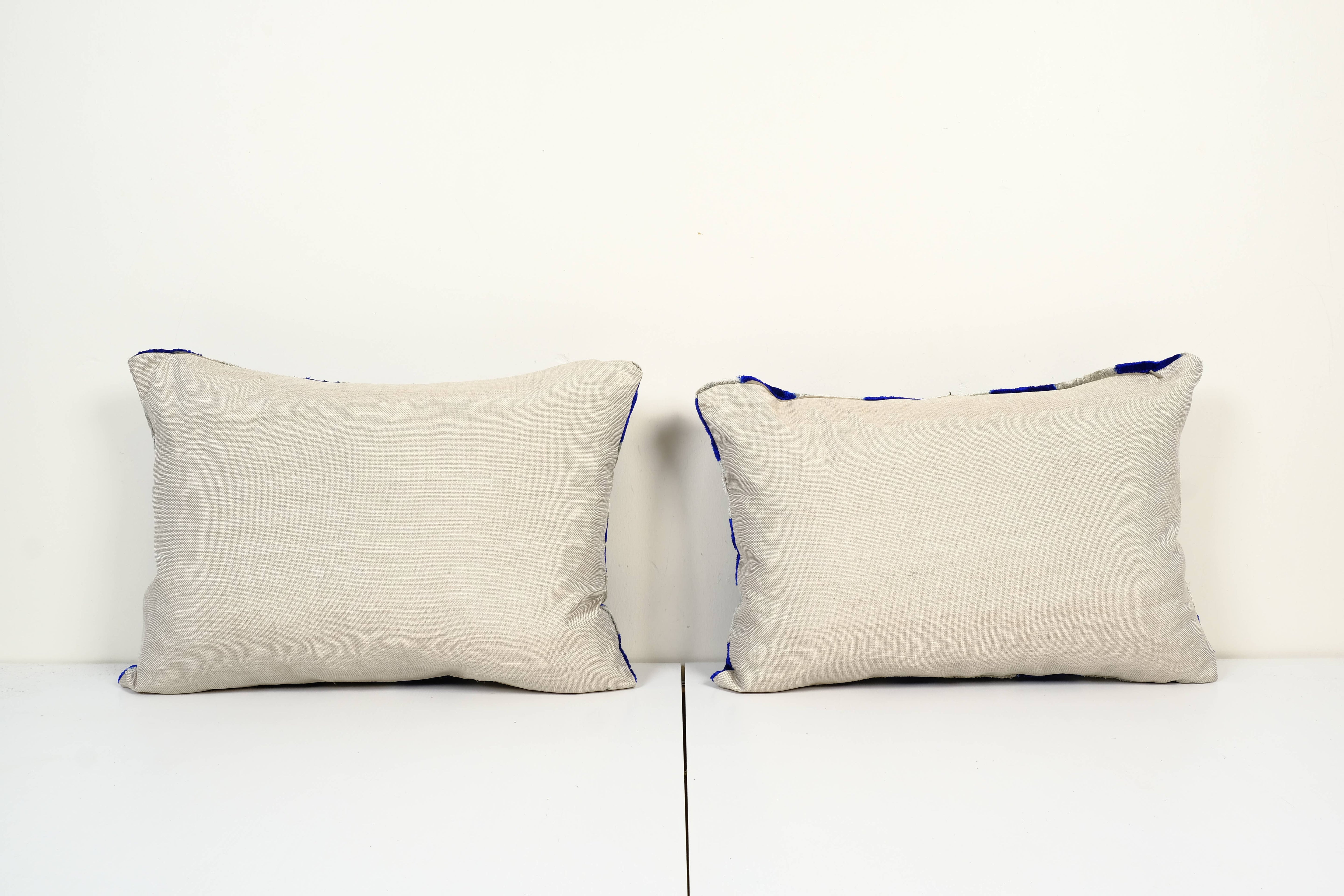 Silk Ikat Velvet Pillow Cover Set of 2 | 16'' x 22''