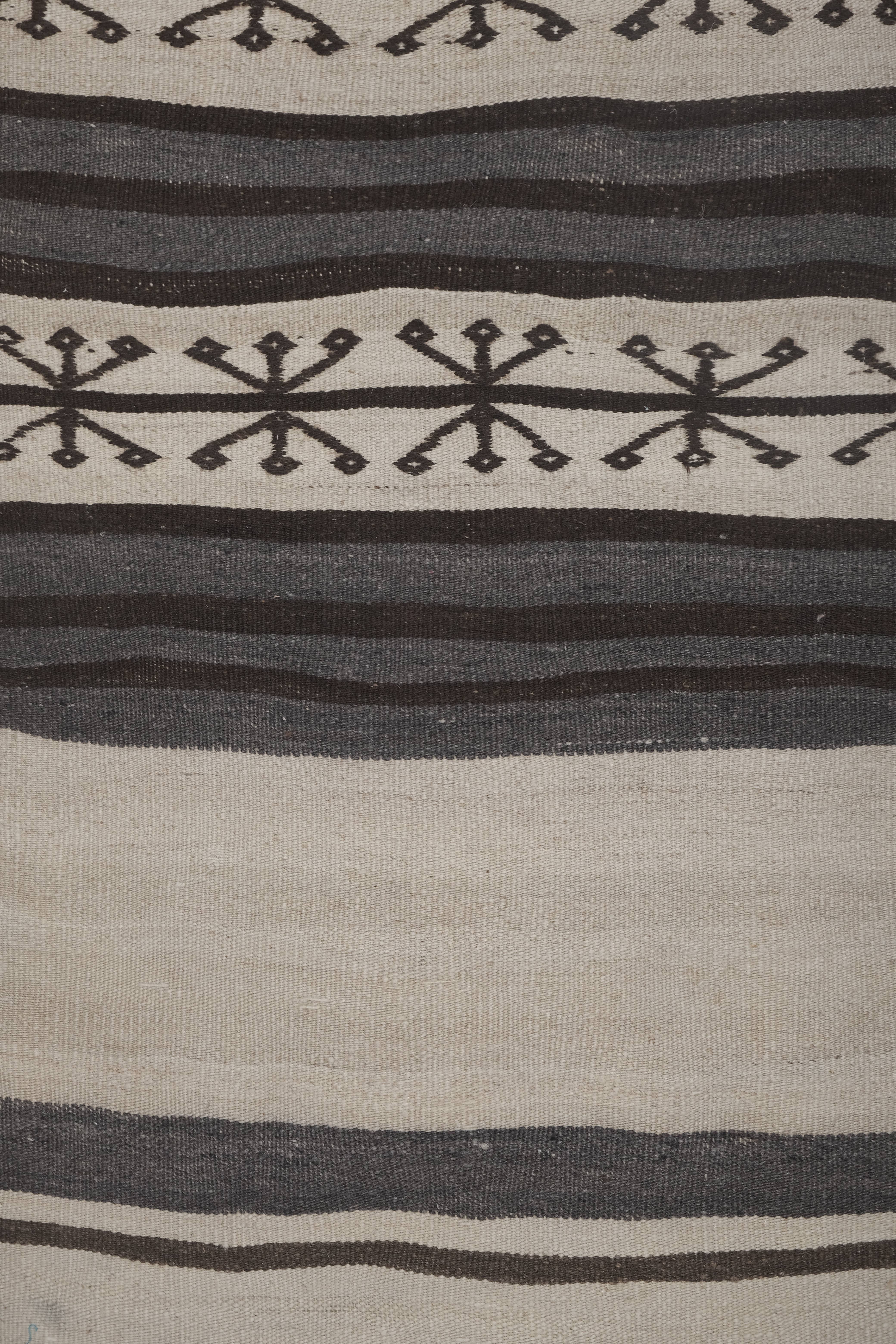 Vintage Turkish Kilim Runner 2'11'' x 9'1''