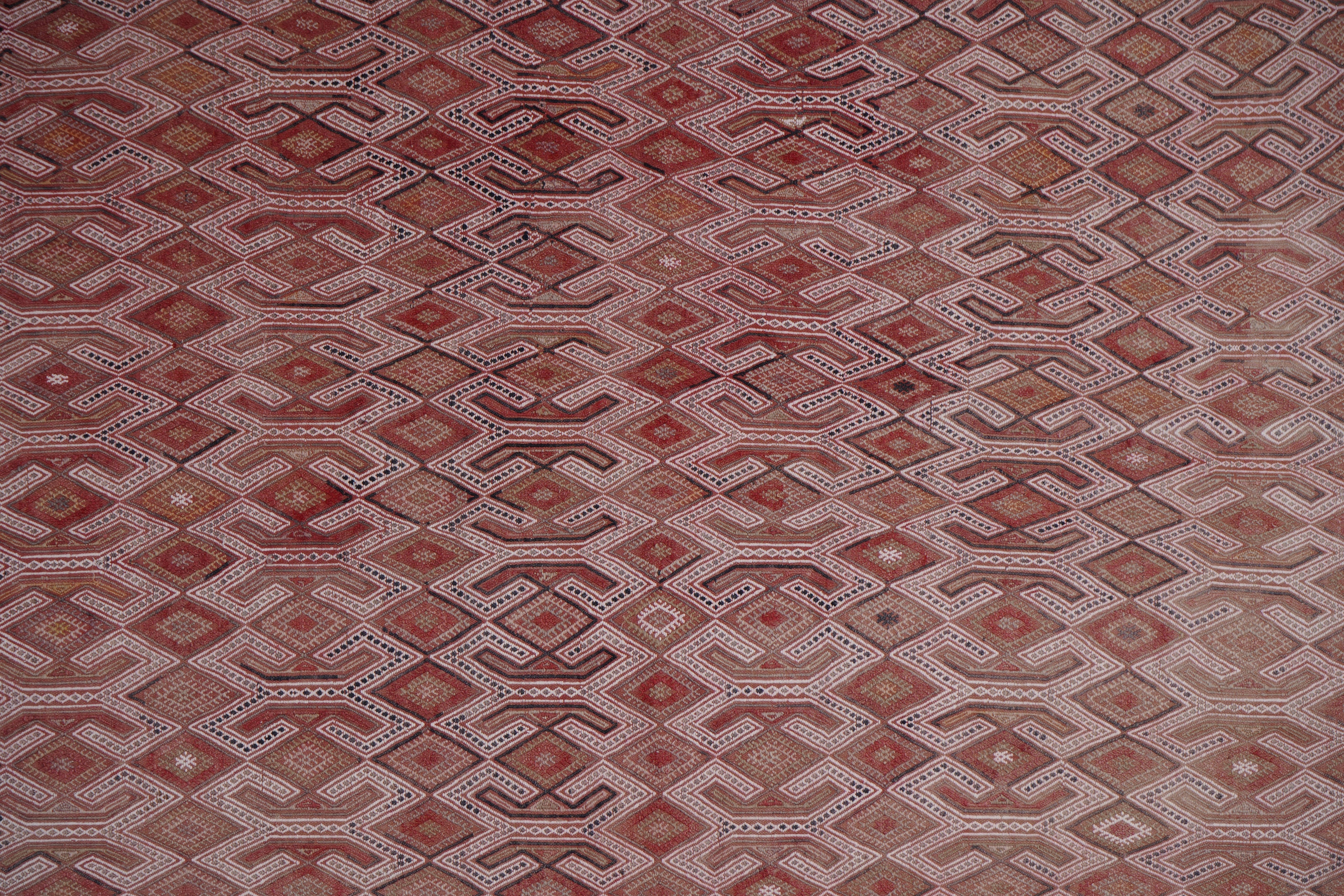 Vintage Turkish Kilim Rug 5'2'' x 7'7''