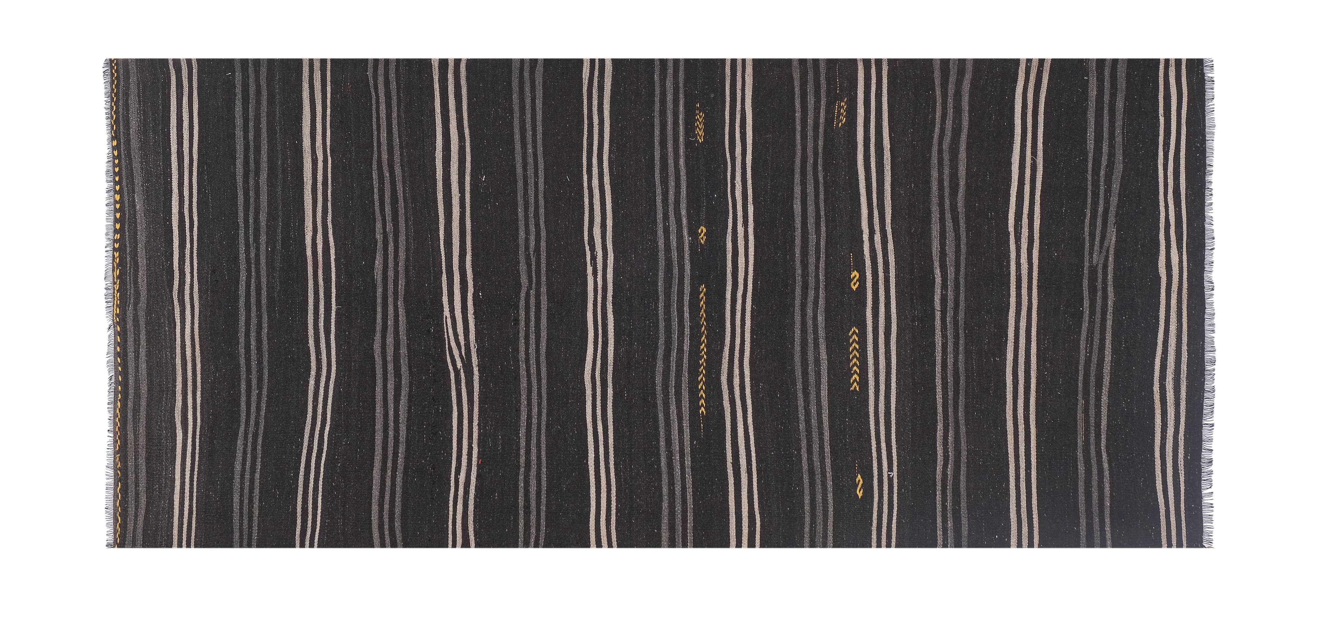 Vintage Turkish Kilim Rug 5'5'' x 11'8''