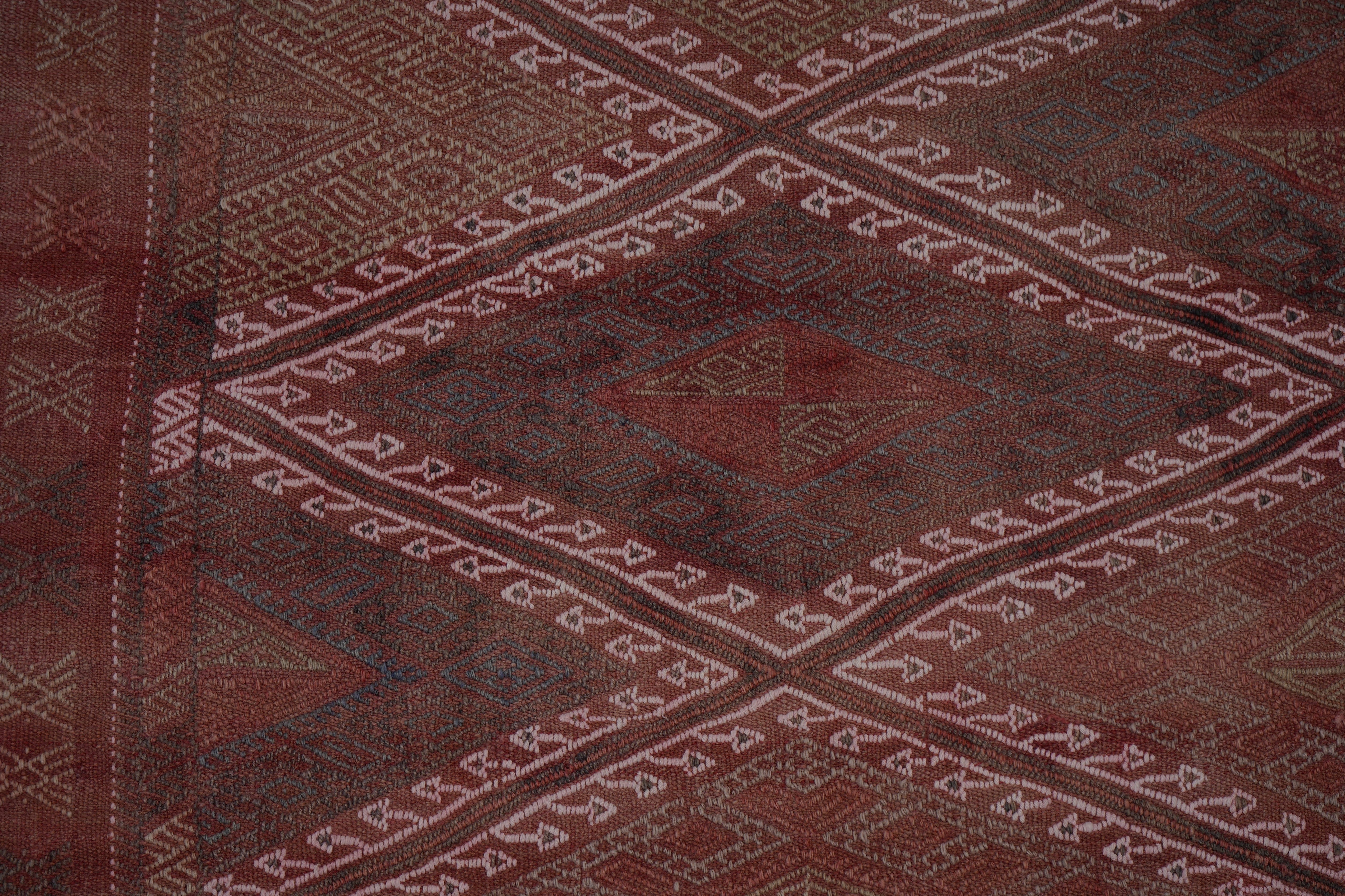 Vintage Turkish Kilim Rug 5'7'' x 7'5''