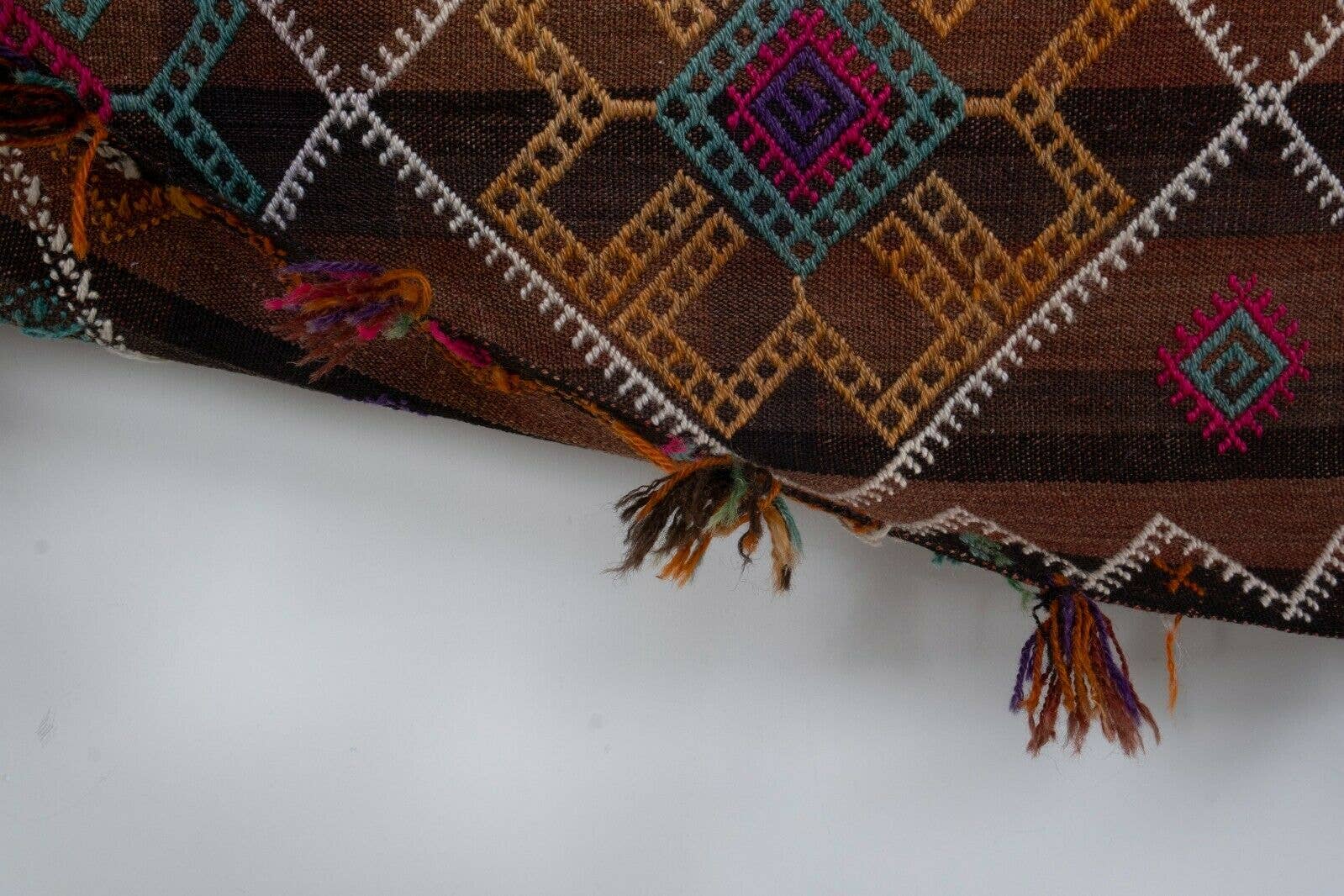 Vintage Turkish Kilim Rug 5'4'' x 10'7''