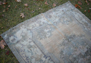 Vintage Turkish Karapinar Rug 4'11'' x 6'7''