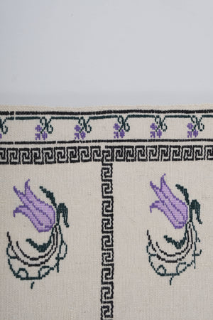 Vintage Turkish Kilim Rug 5'7'' x 8'2''