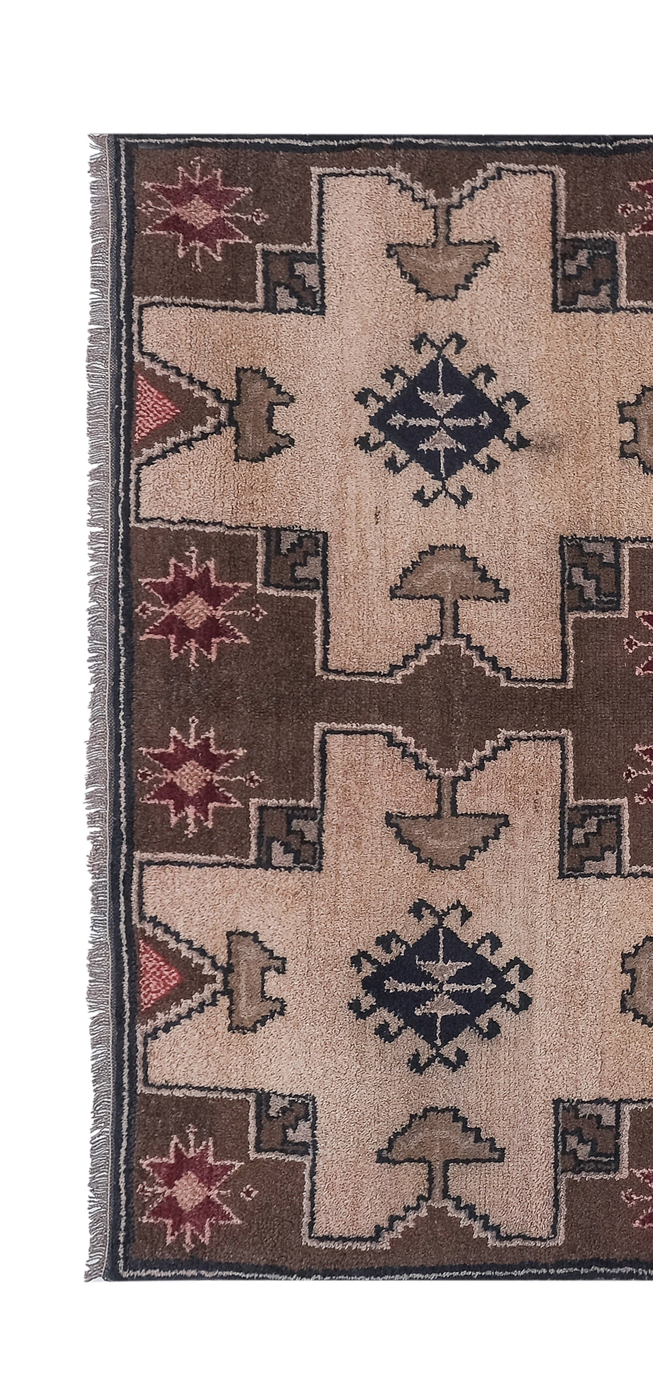 Vintage Turkish Karapinar Rug 4'6'' x 8'