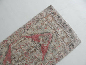 Vintage Sivas Rug 21'' x 38''
