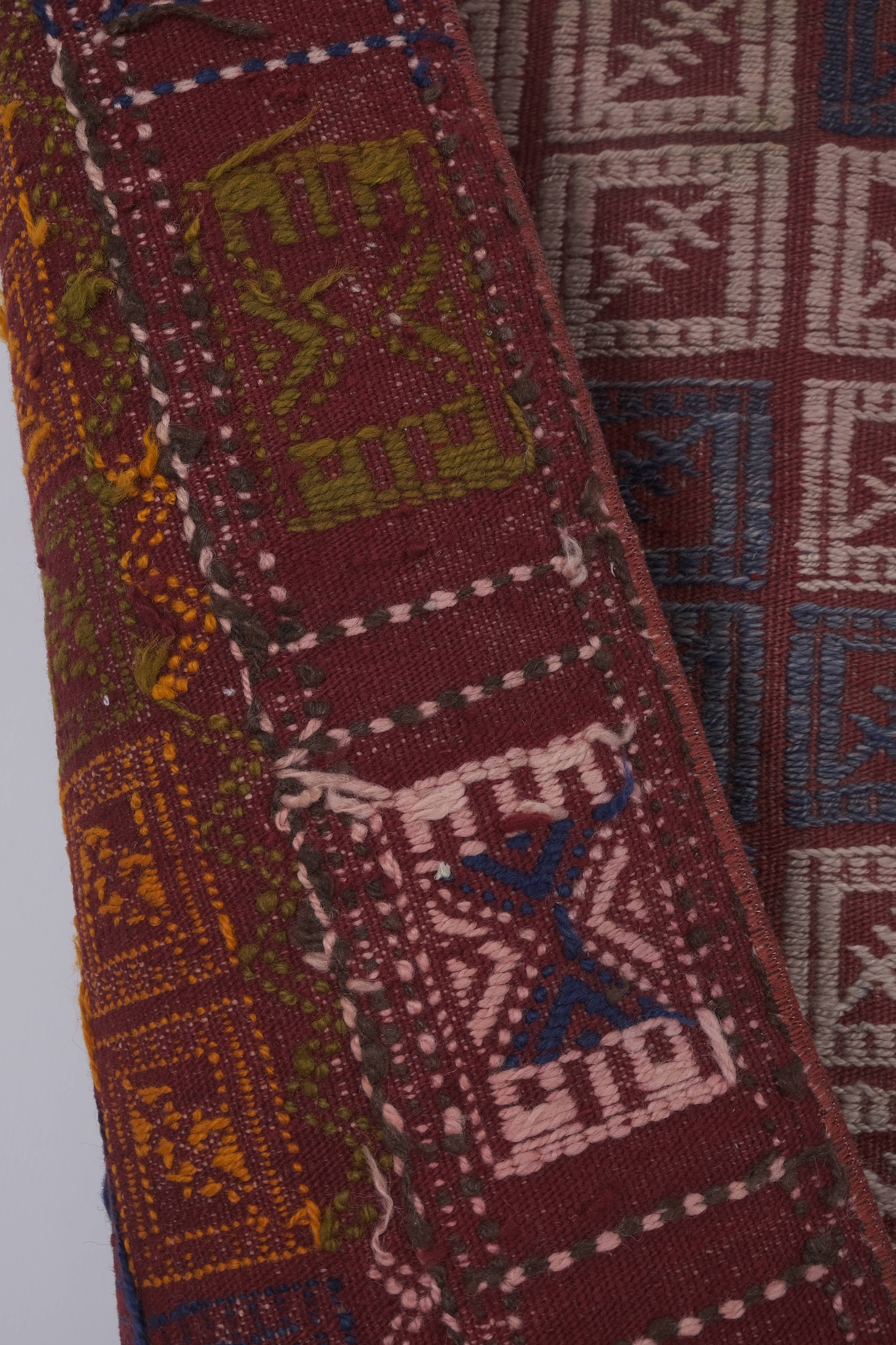 Vintage Turkish Kilim Rug 4'6'' x 6'8''
