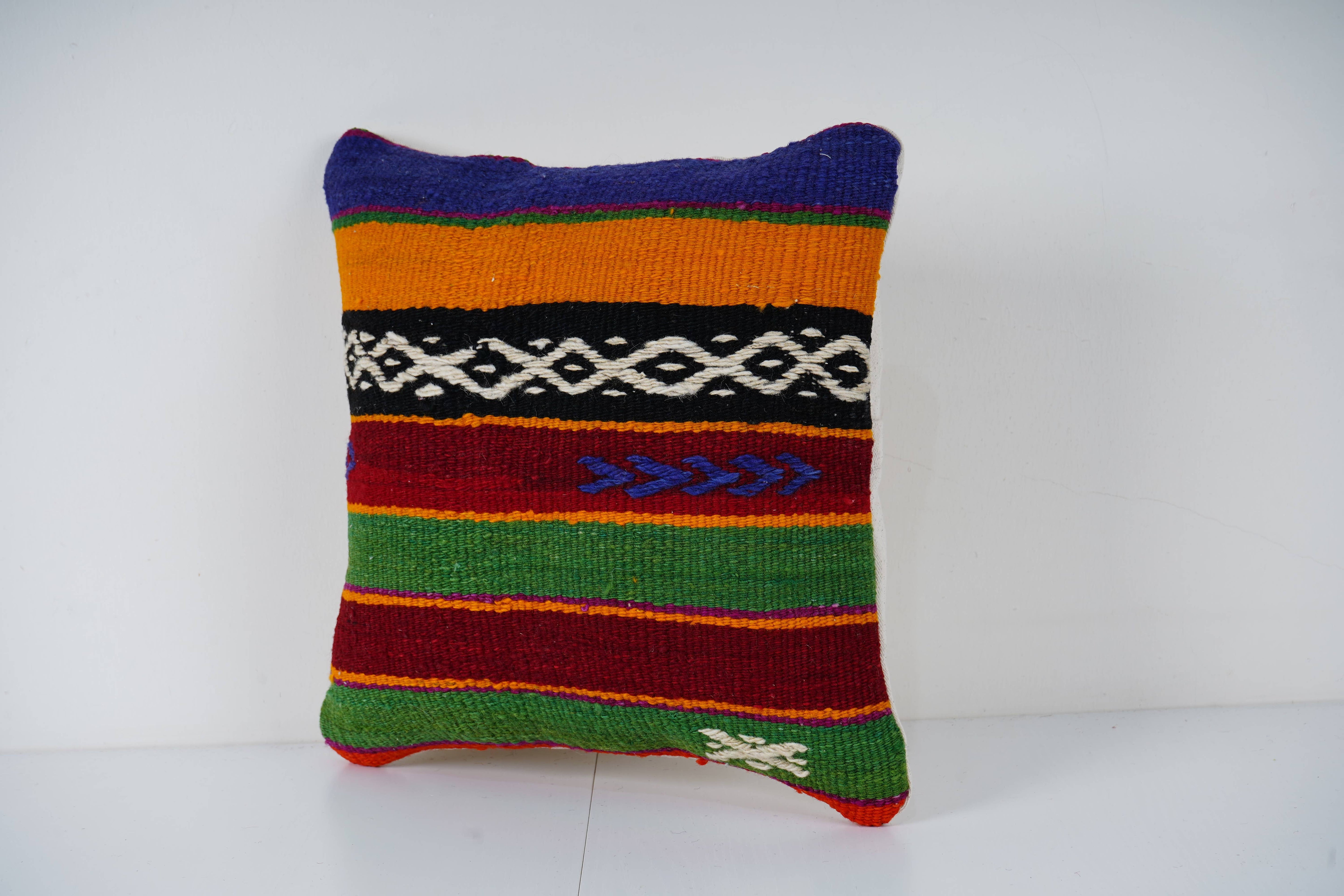Kilim Pillow Cover | 16'' x 16''