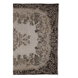 Vintage Turkish Rug 5'5'' x 9'2''