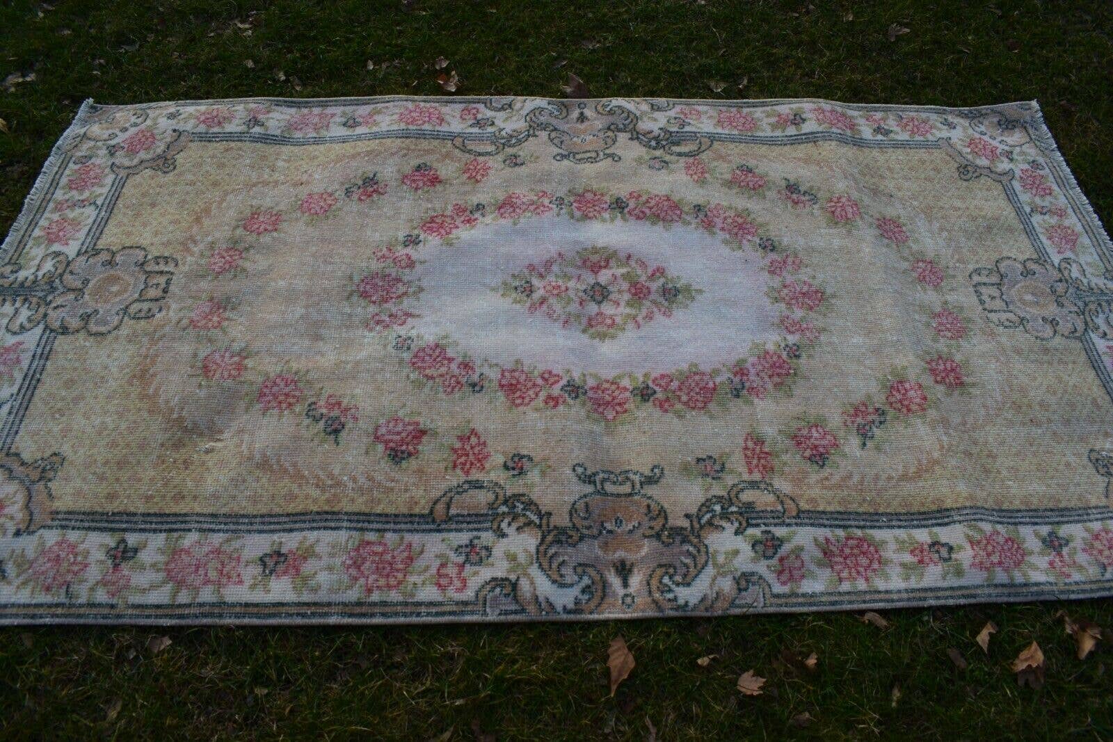 Vintage Turkish Rug 3'9'' x 6'11''
