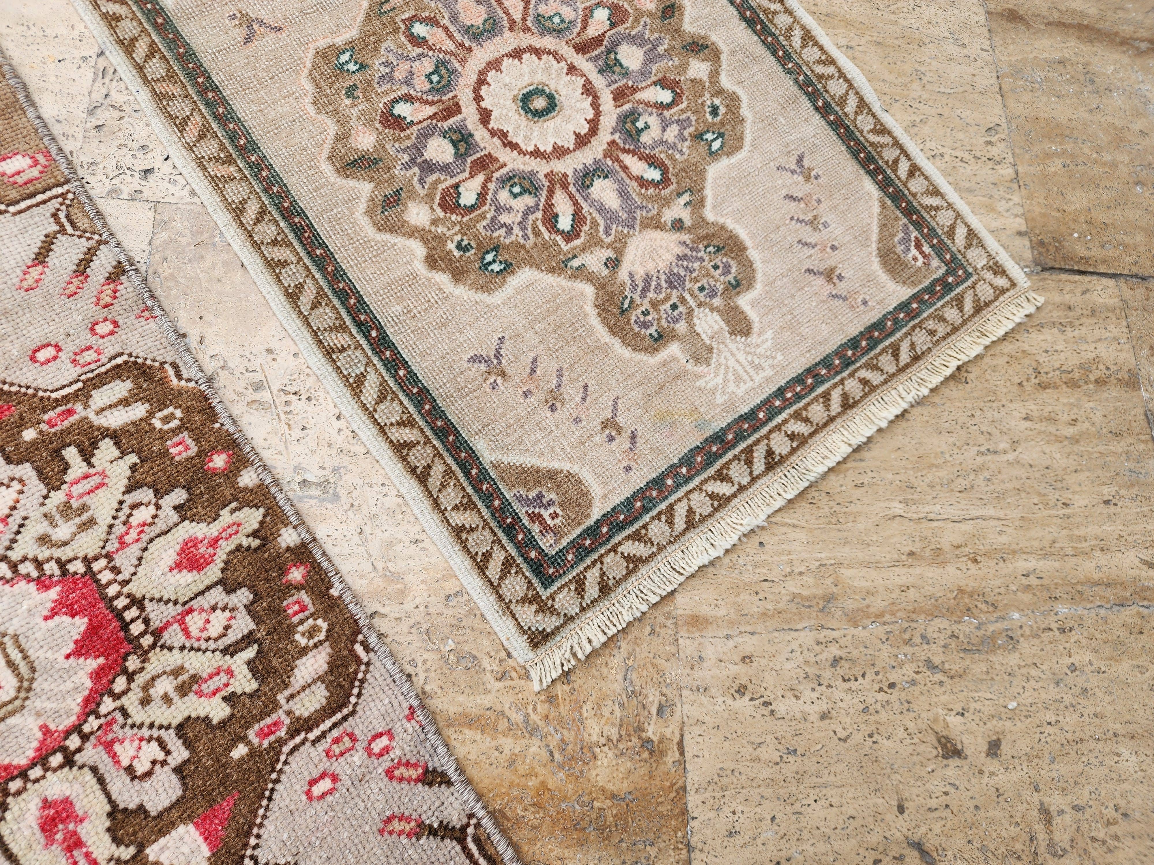 Vintage Turkish Yastik Rugs Set of 2 | 20'' x 26''