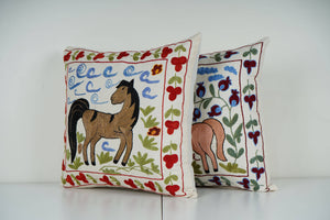 Horse Suzani Pillow Cover | 17'' x 19''