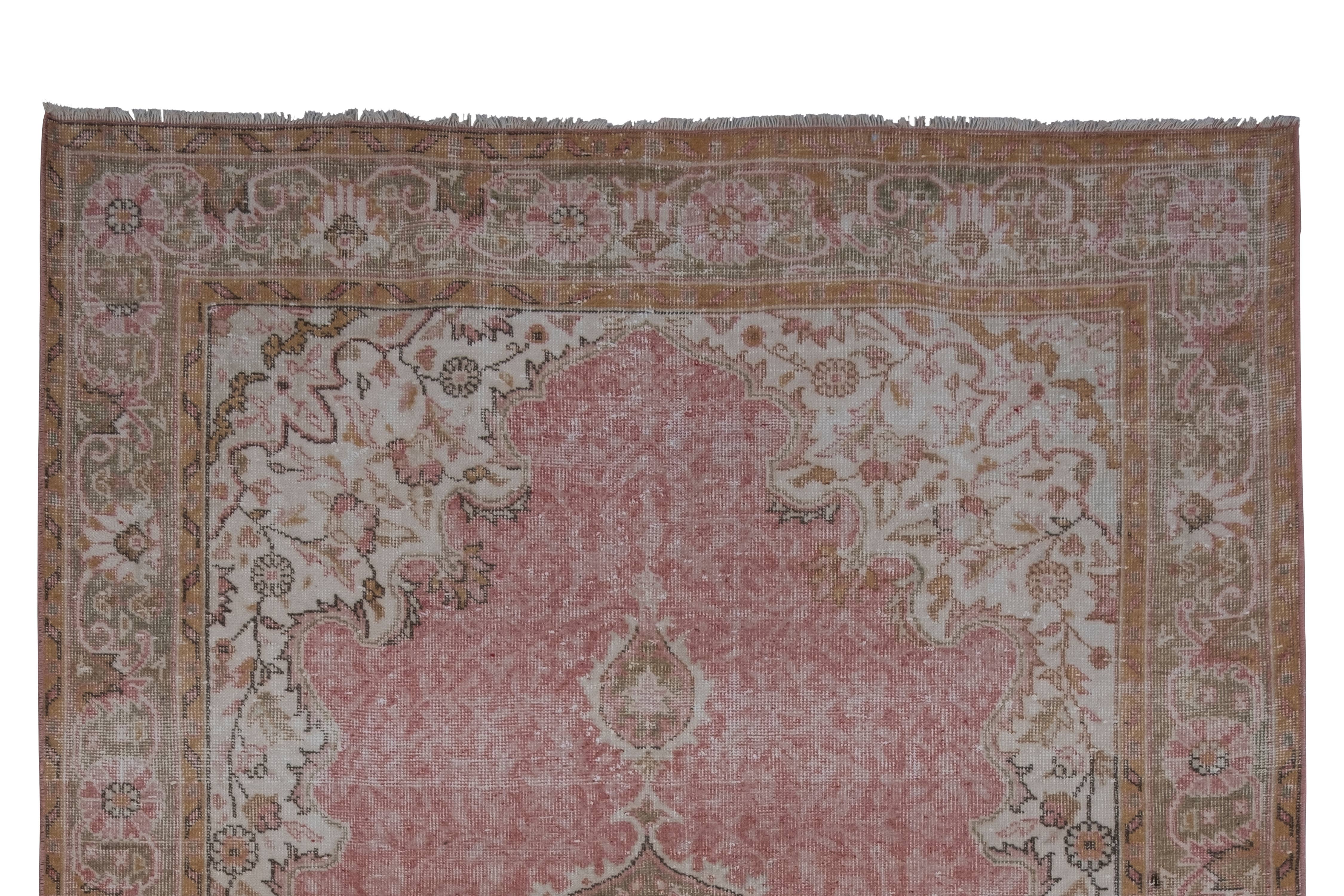 Vintage Turkish Rug 5'9'' x 9'6''