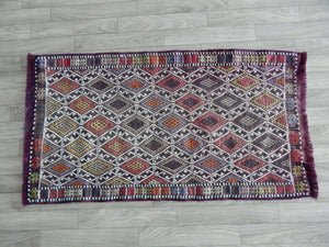 Vintage Turkish Kilim Rug 20'' x 38''