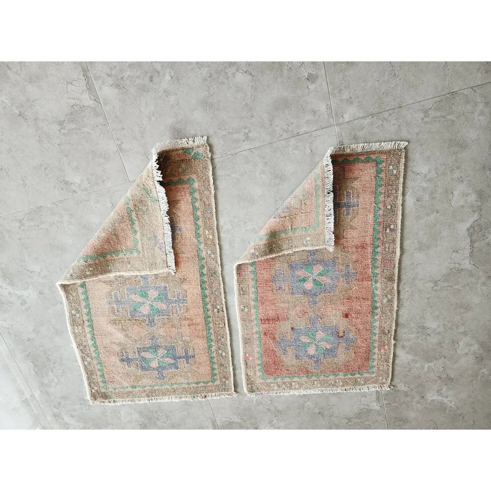 Vintage Turkish Yastik Rug Set of 2 | 1'8'' x 2'7'' & 1'8'' x 2'9''