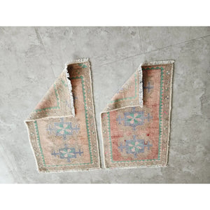 Vintage Turkish Yastik Rug Set of 2 | 1'8'' x 2'7'' & 1'8'' x 2'9''