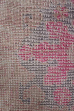 Vintage Turkish Rug 4'3'' x 7'3''