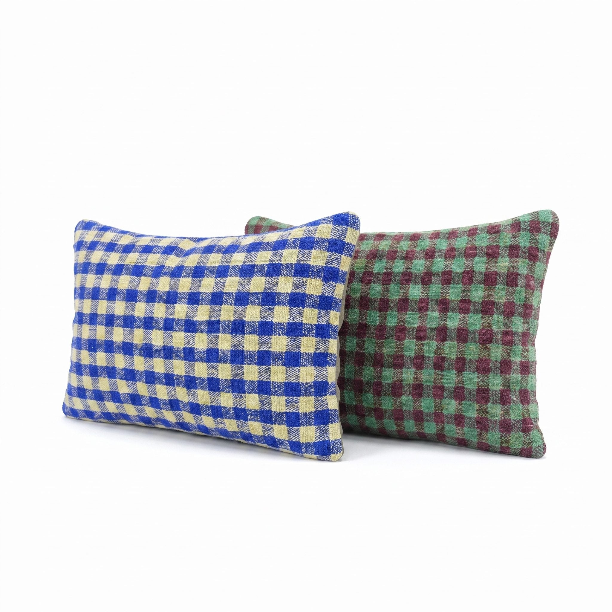 Turkish Kilim Pillow Cover Set of 2 | 16'' x 24'' - left angle