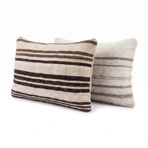 Turkish Kilim Pillow Cover Set of 2 | 16'' x 24'' - left angle