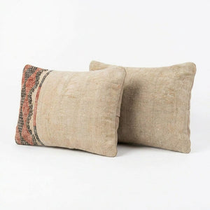 Turkish Kilim Pillow Cover Set of 2 | 16'' x 24'' - left angle