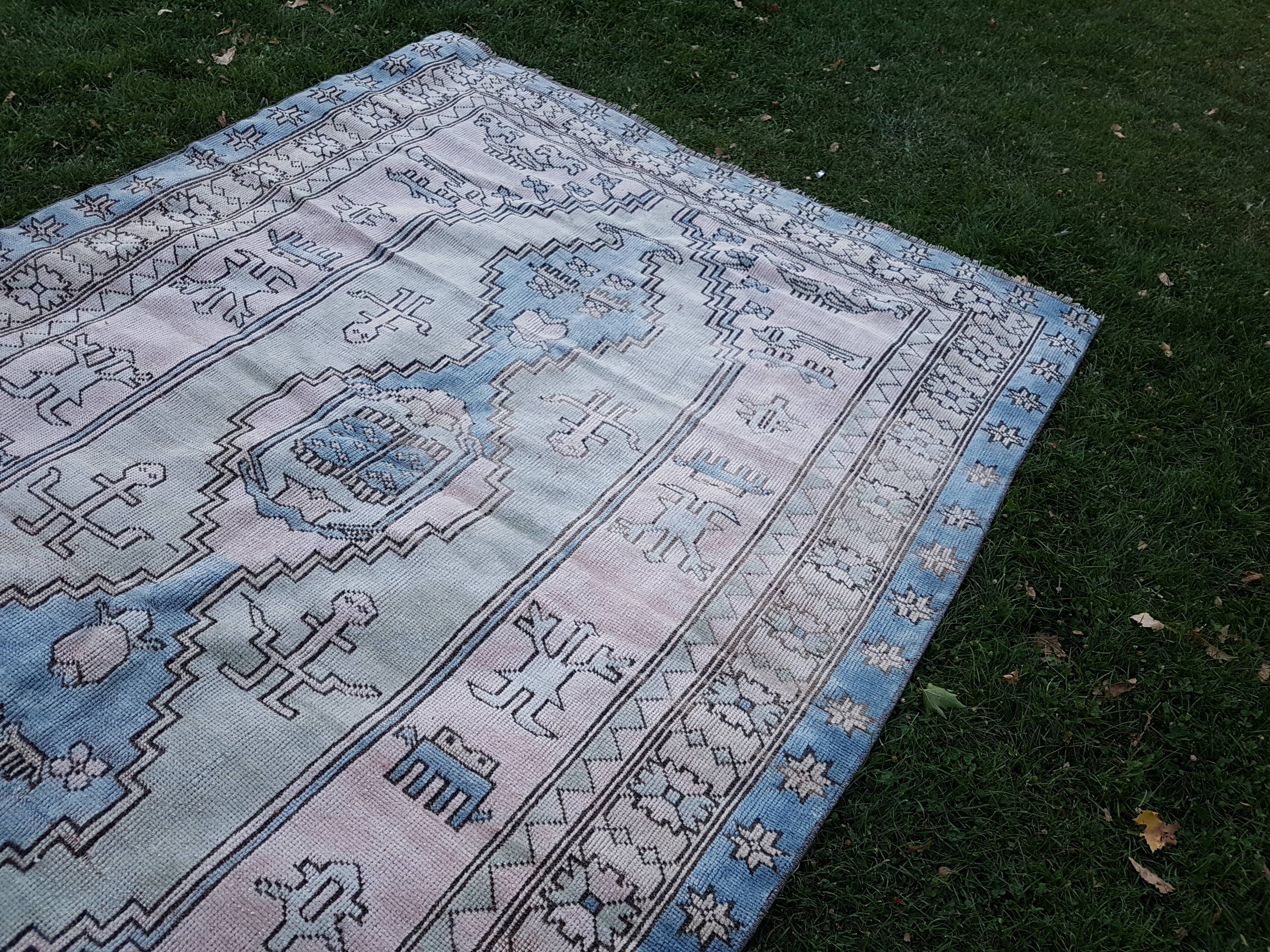 Vintage Oushak Rug 5'5'' x 9'9''