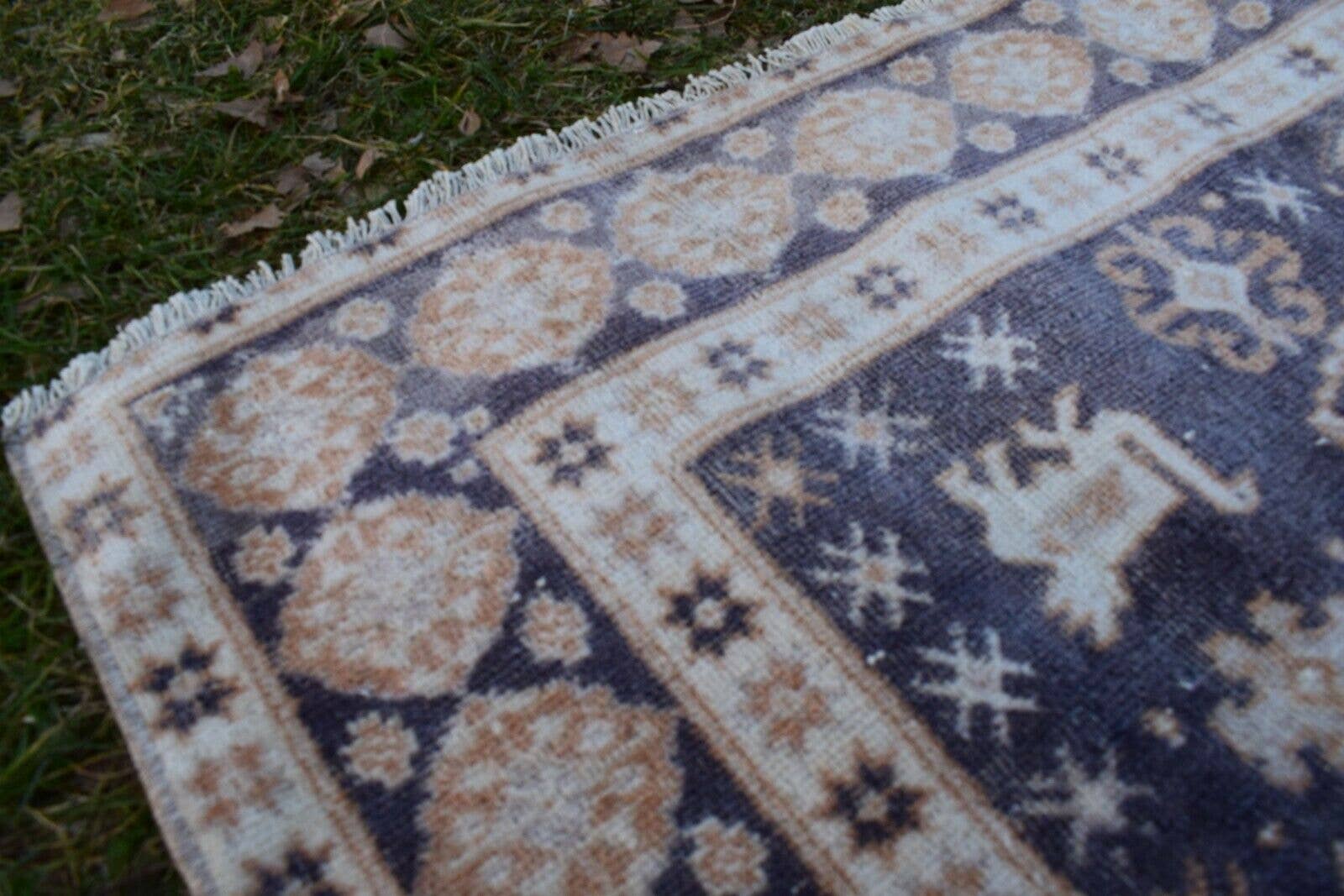Vintage Oushak Rug 4'6'' x 6'8''