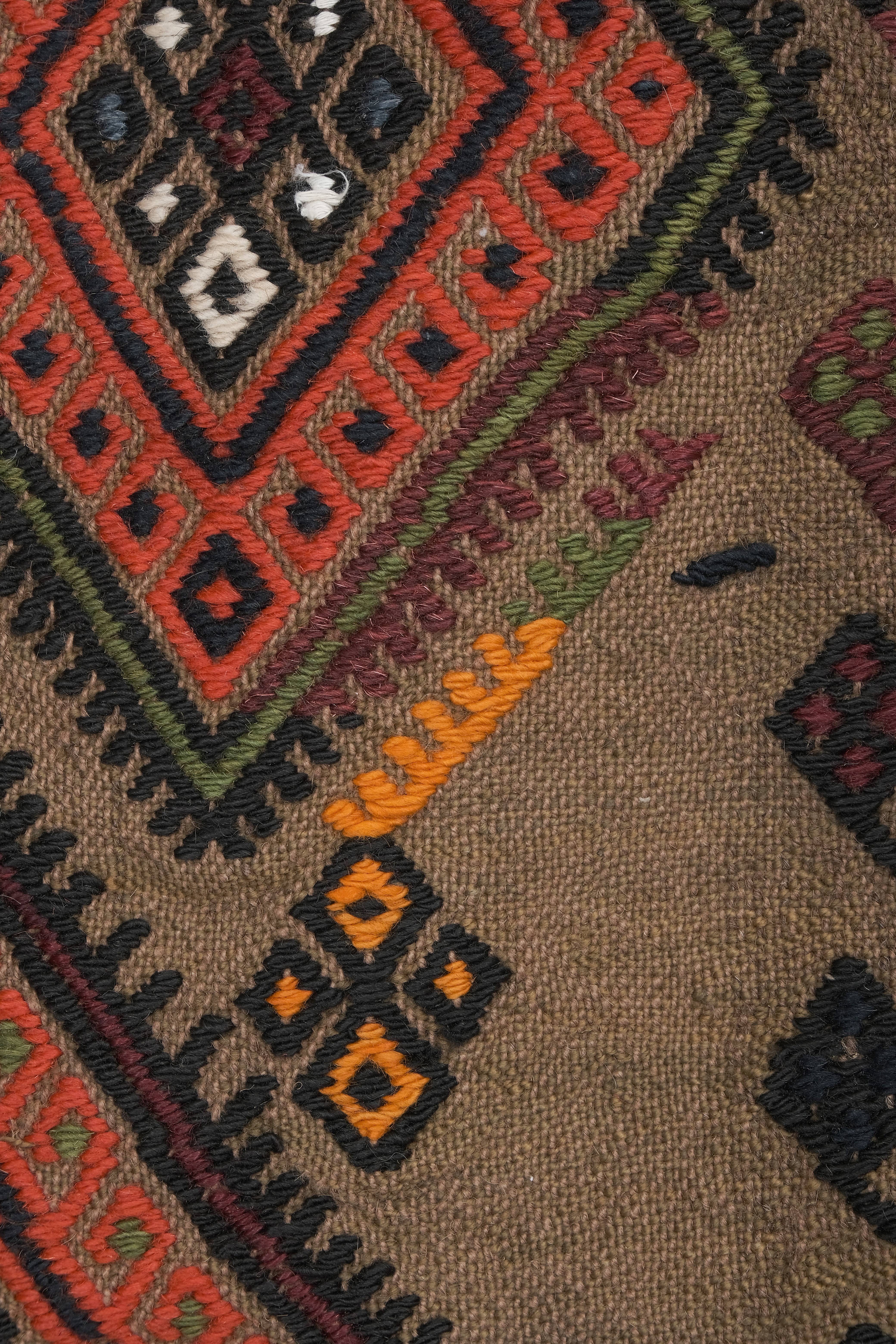 Vintage Turkish Kilim Rug 5'3'' x 6'1''