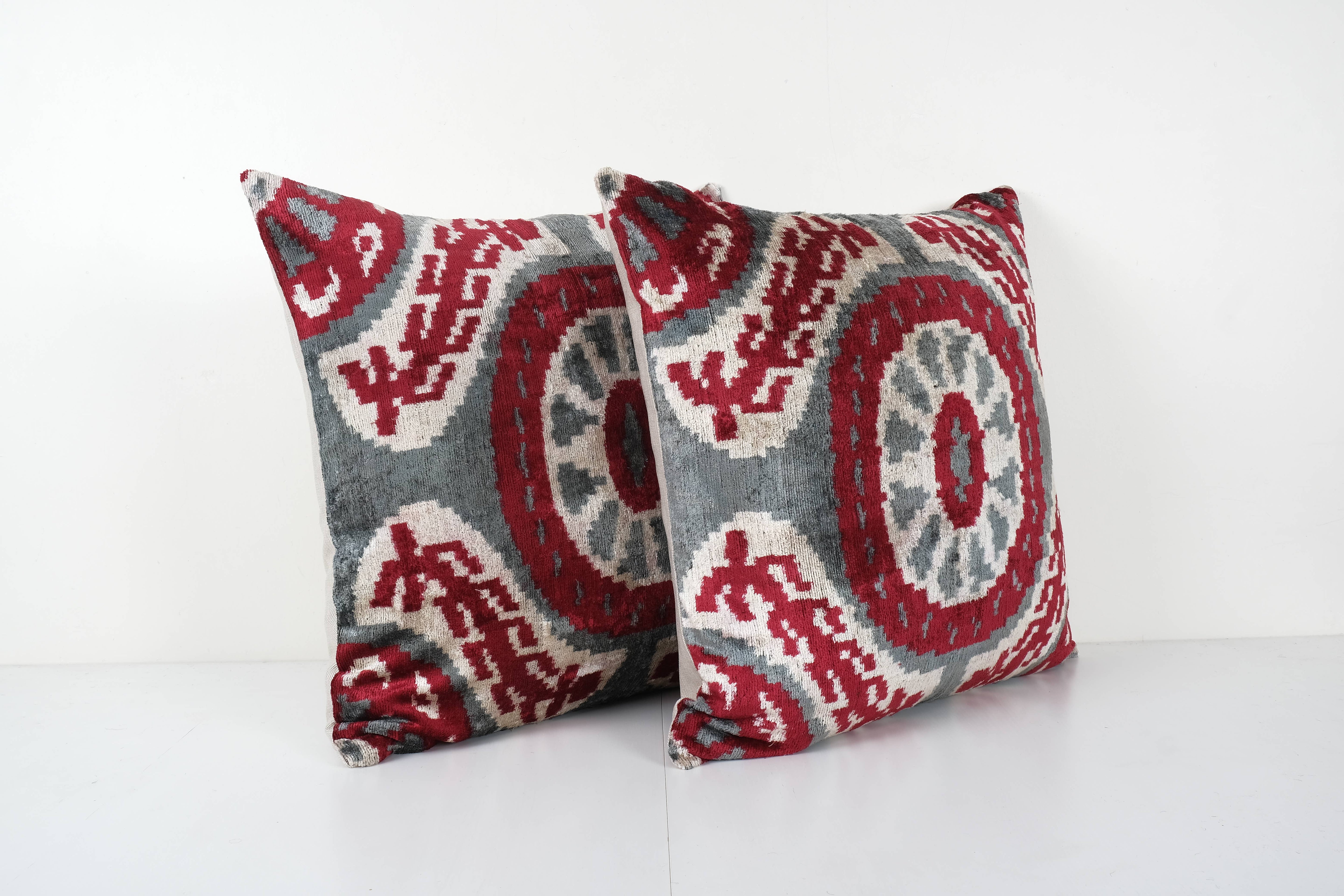 Silk Ikat Velvet Pillow Cover Set of 2 | 24'' x 24''