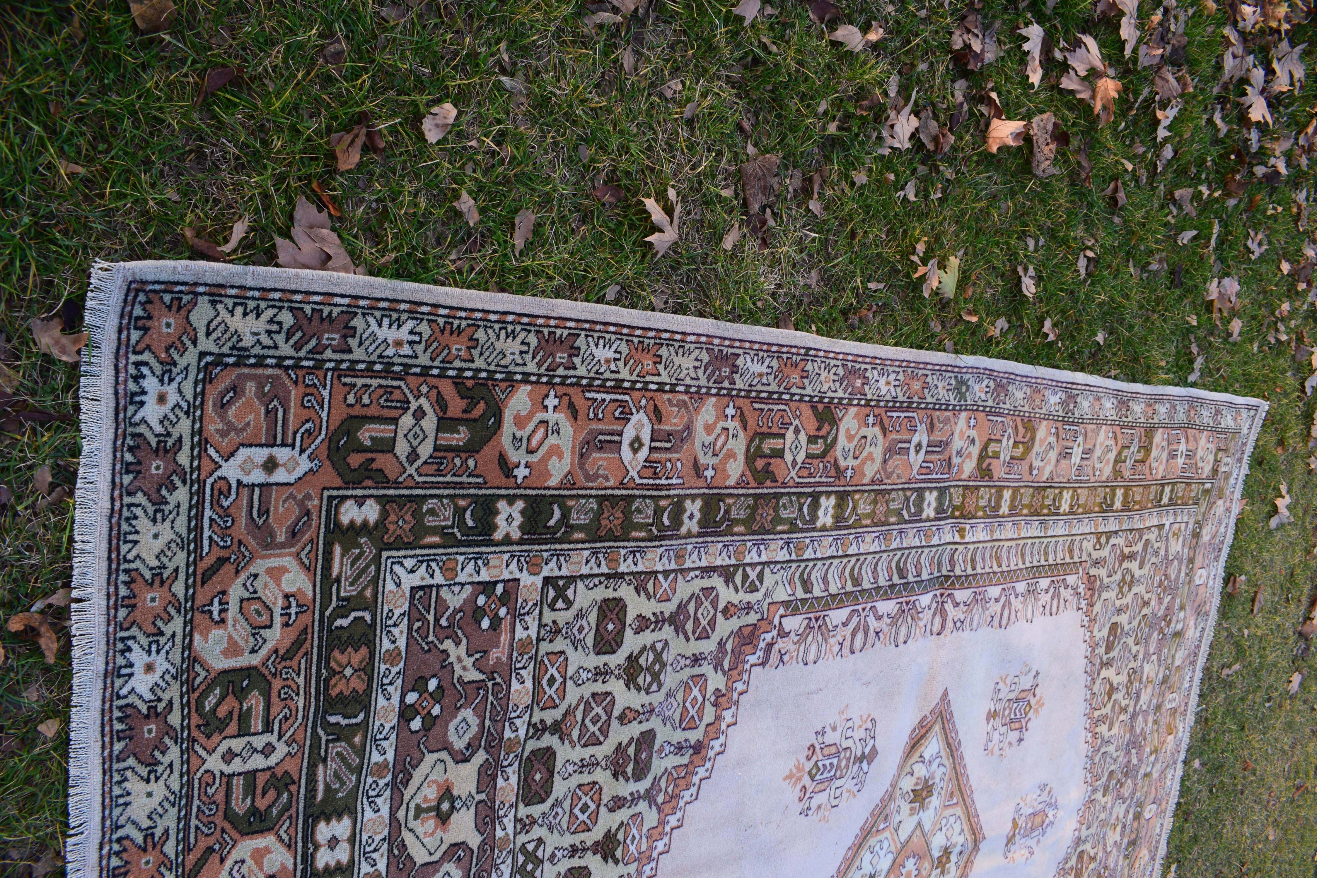 Vintage Oushak Rug 6'8'' x 9'4''
