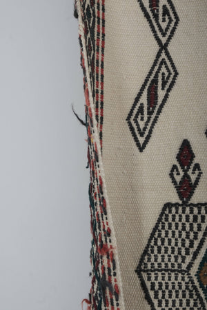 Vintage Turkish Kilim Rug 5'2'' x 7'5''