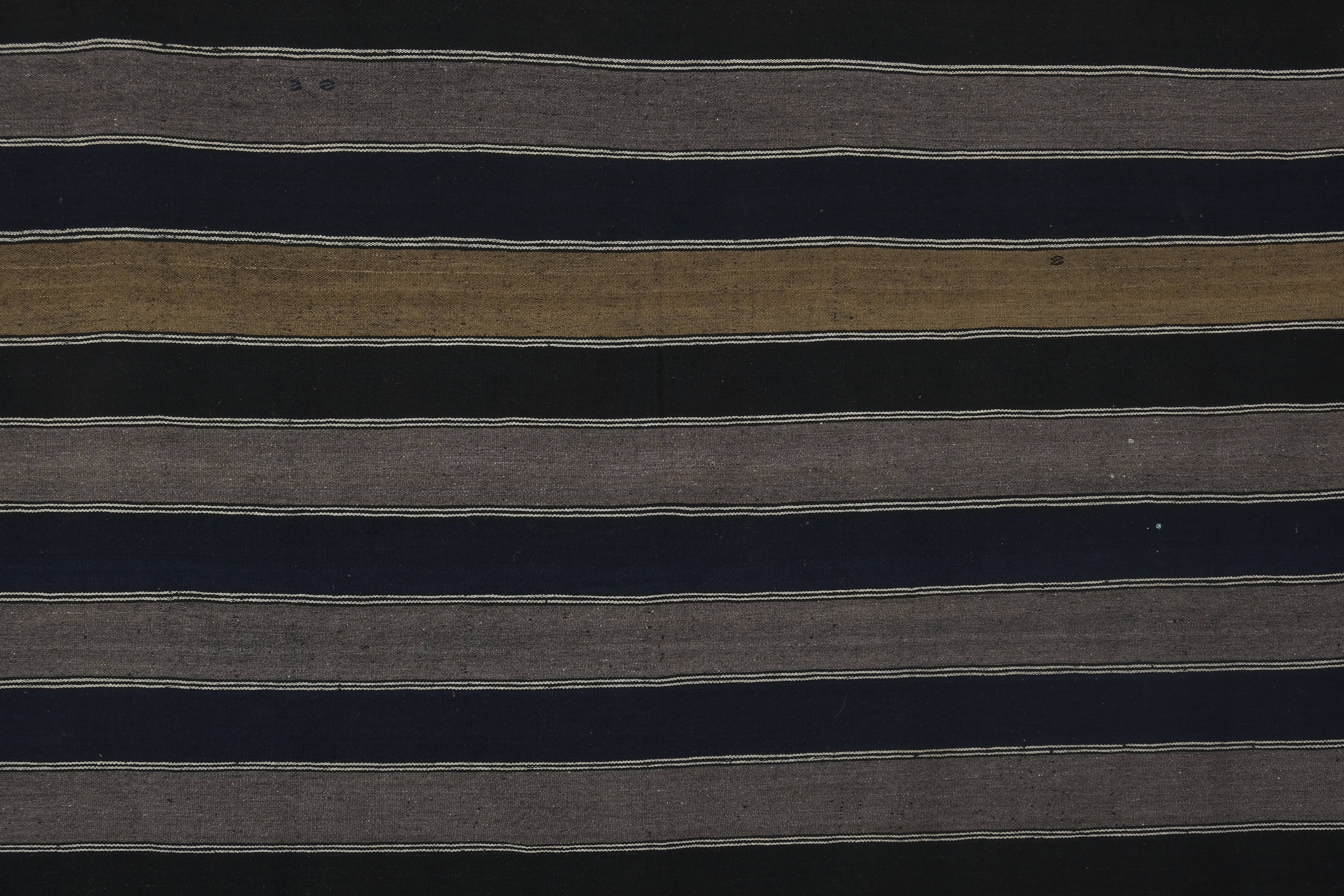 Vintage Turkish Kilim Rug 6'2'' x 11'3''