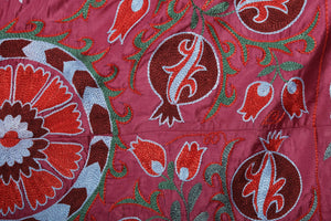 Silk Suzani Table Runner | 3'1'' x 6'5''