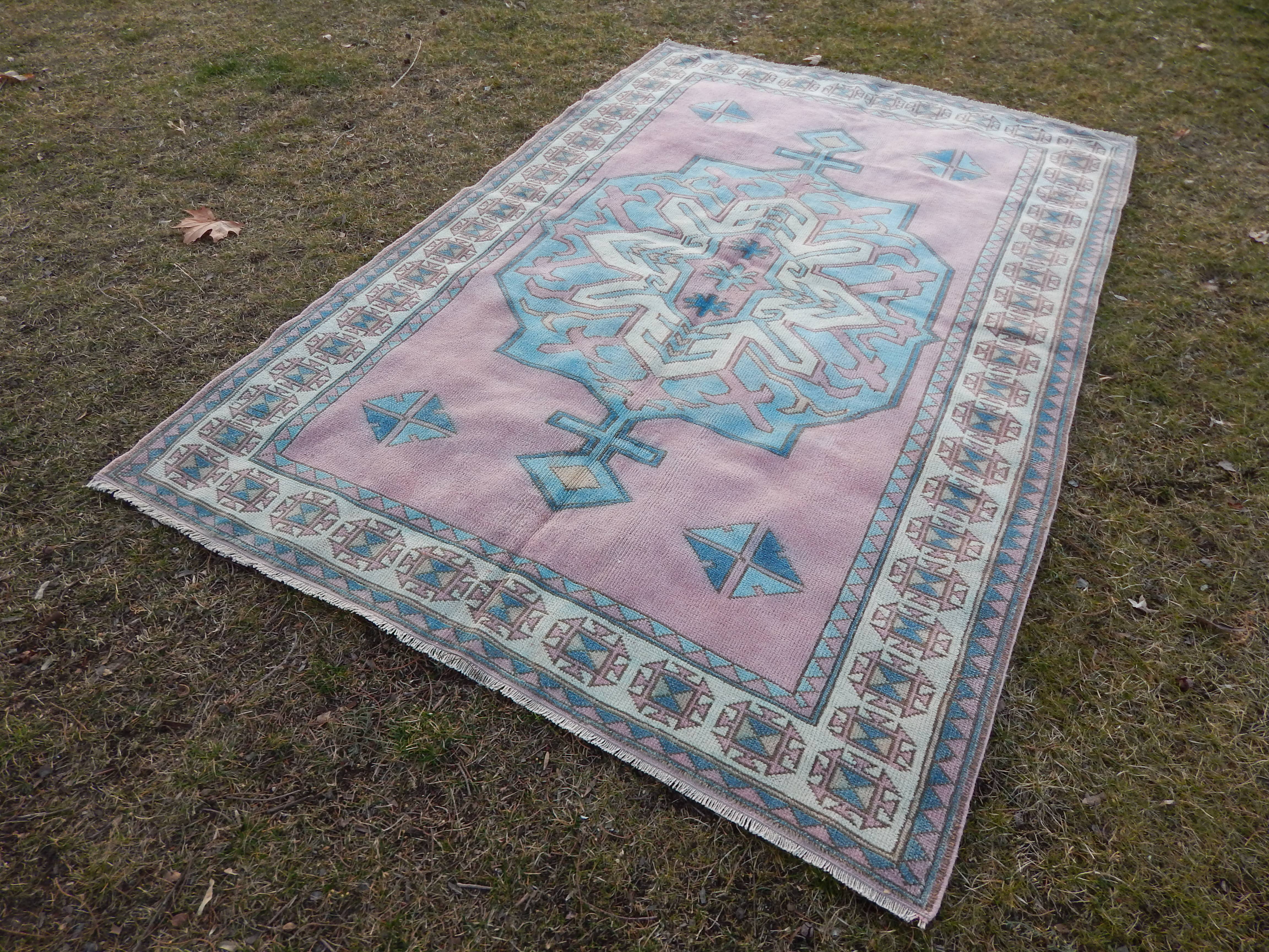 Vintage Oushak Rug 5'2'' x 7'8''