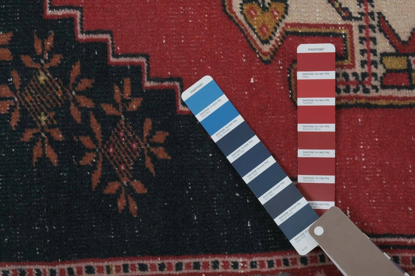 Vintage Turkish Anatolian Oushak Rug 4'7'' x 7'10''