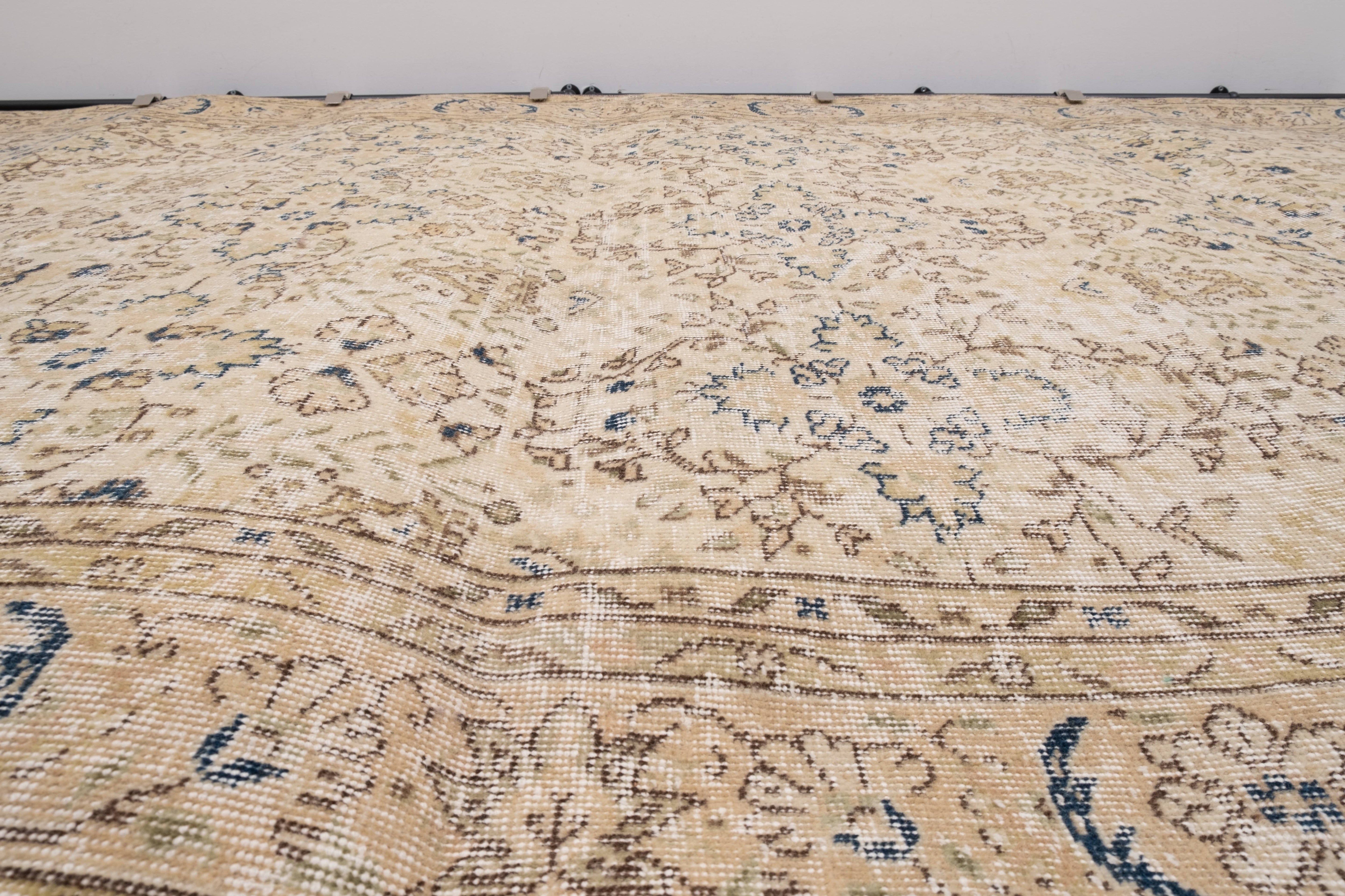 Vintage Oushak Rug 6'2'' x 9'10''