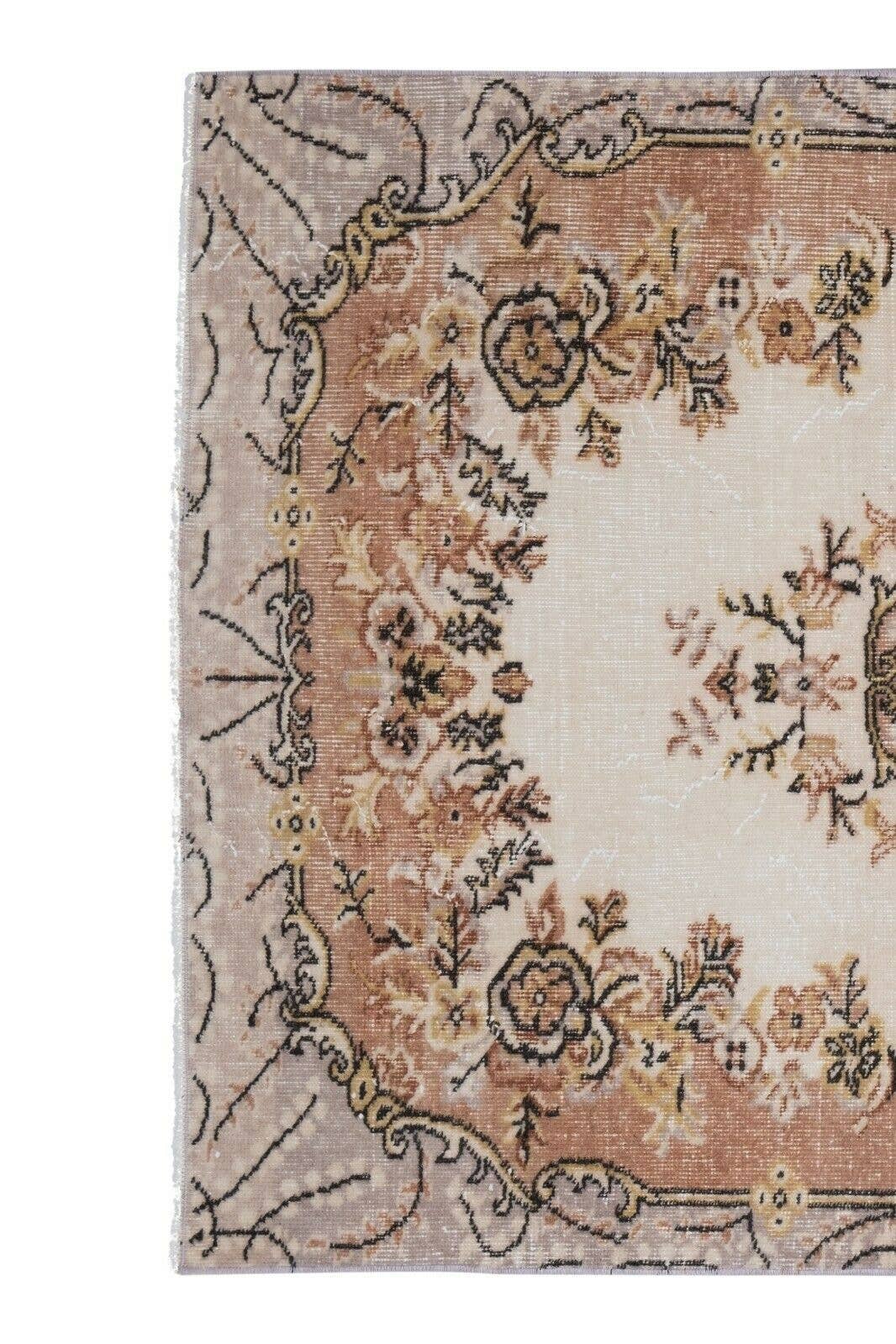 Vintage Turkish Rug 3'9'' x 6'9''