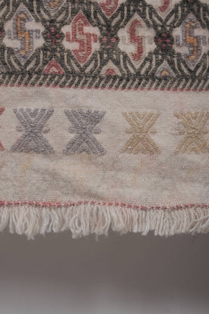Vintage Turkish Kilim Rug 5'9'' x 8'4''