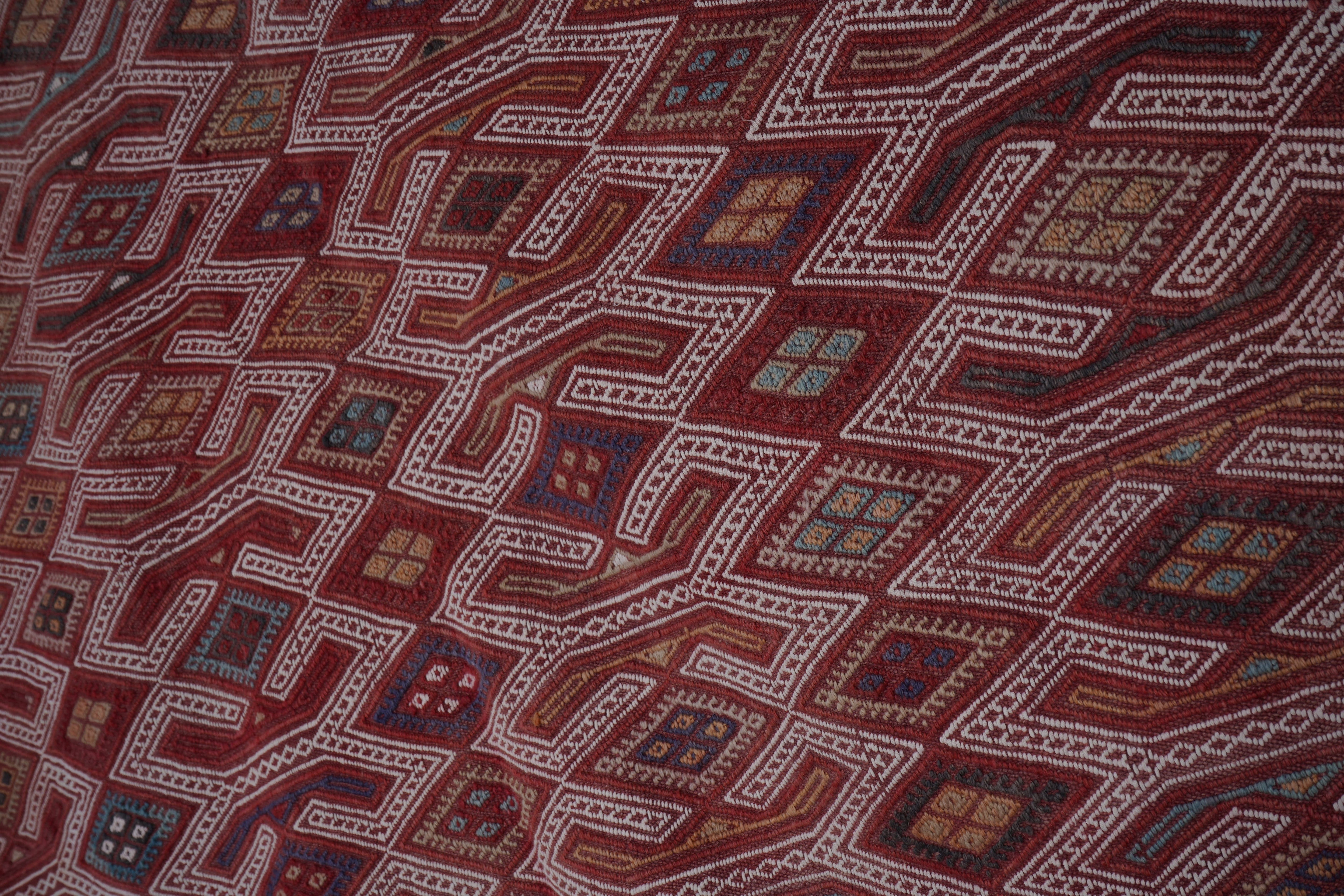 Vintage Turkish Kilim Rug 5'9'' x 8'2''