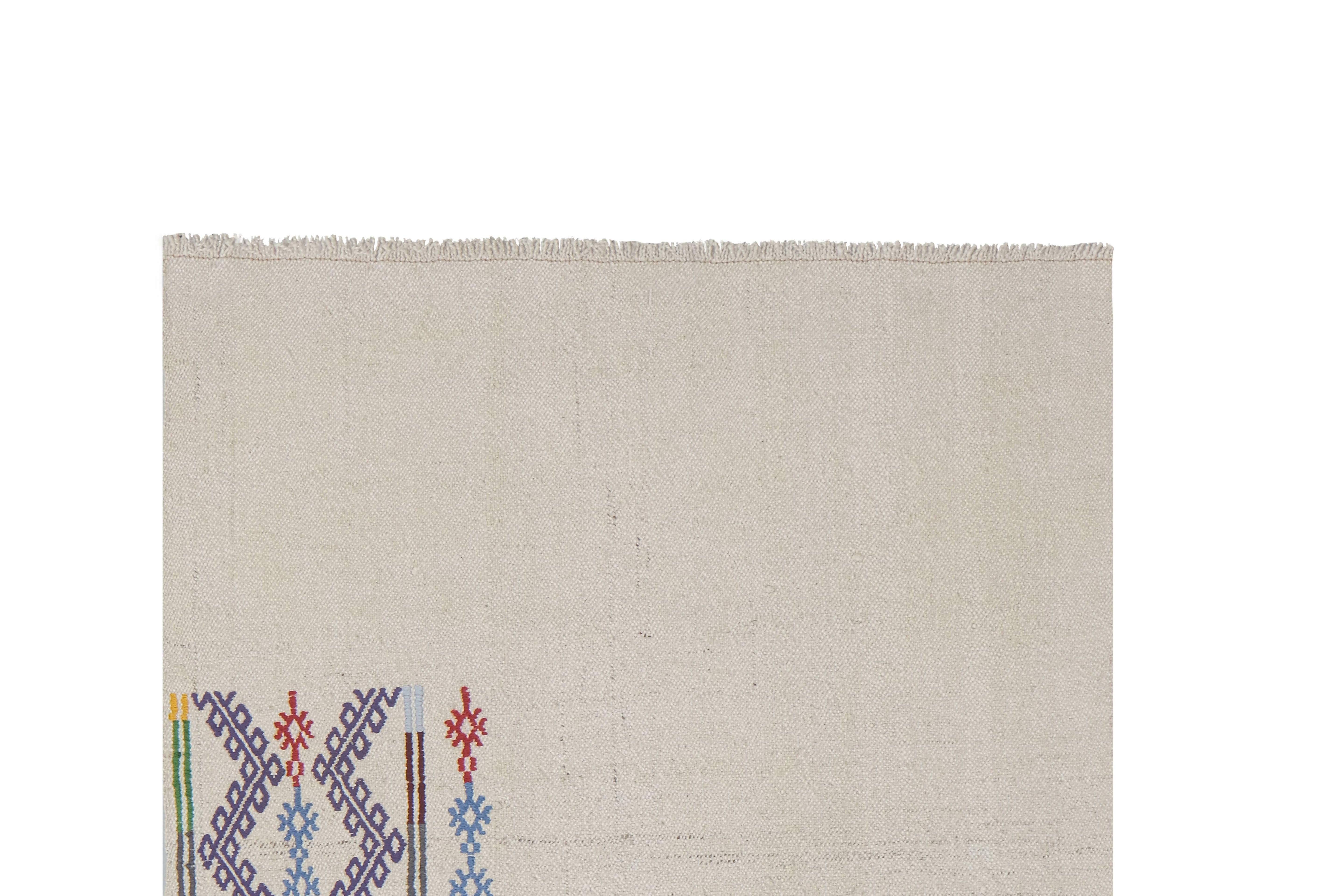Vintage Turkish Kilim Runner 2'8'' x 16'6''