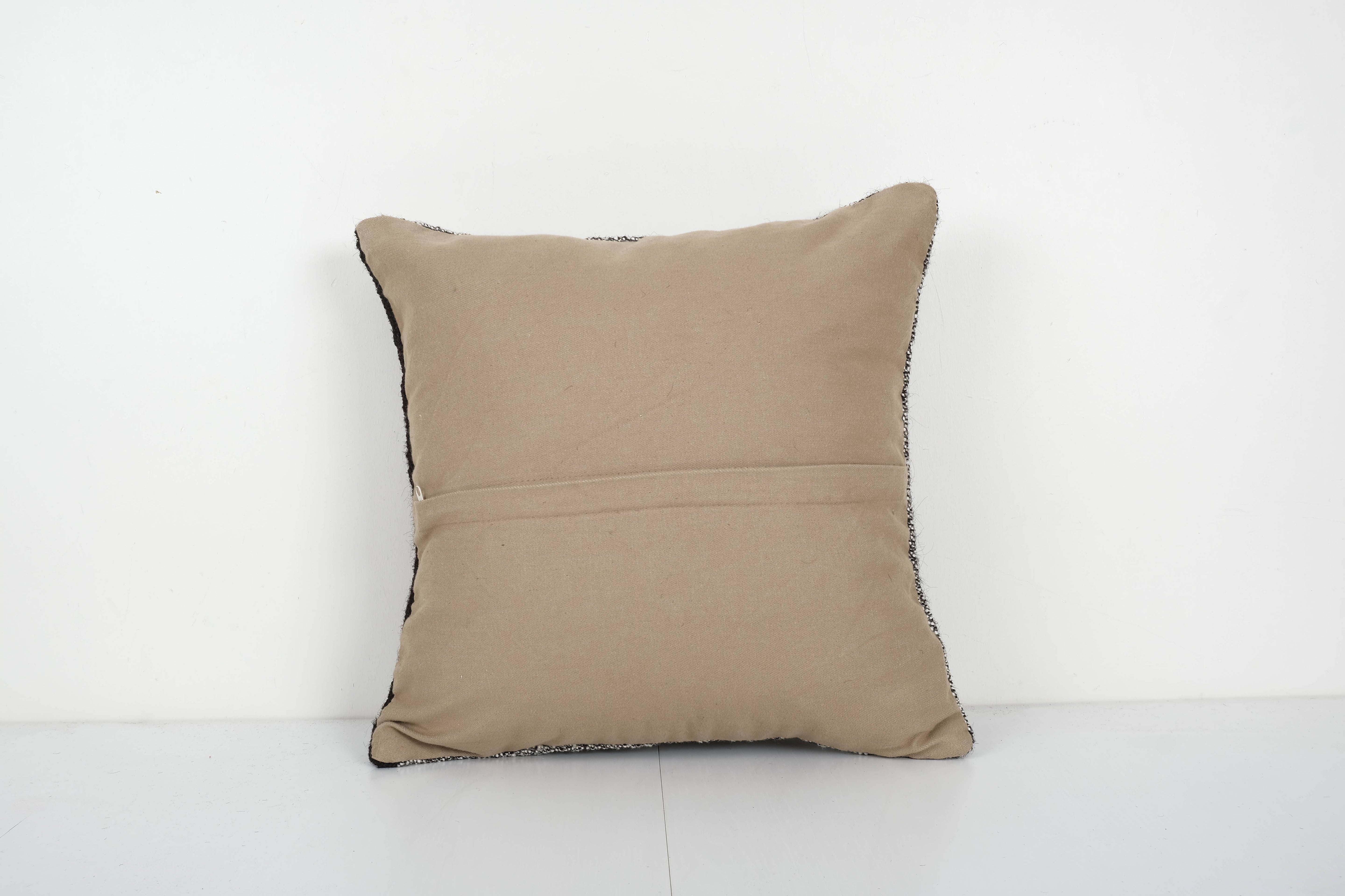 Kilim Pillow Cover | 20'' x 20''