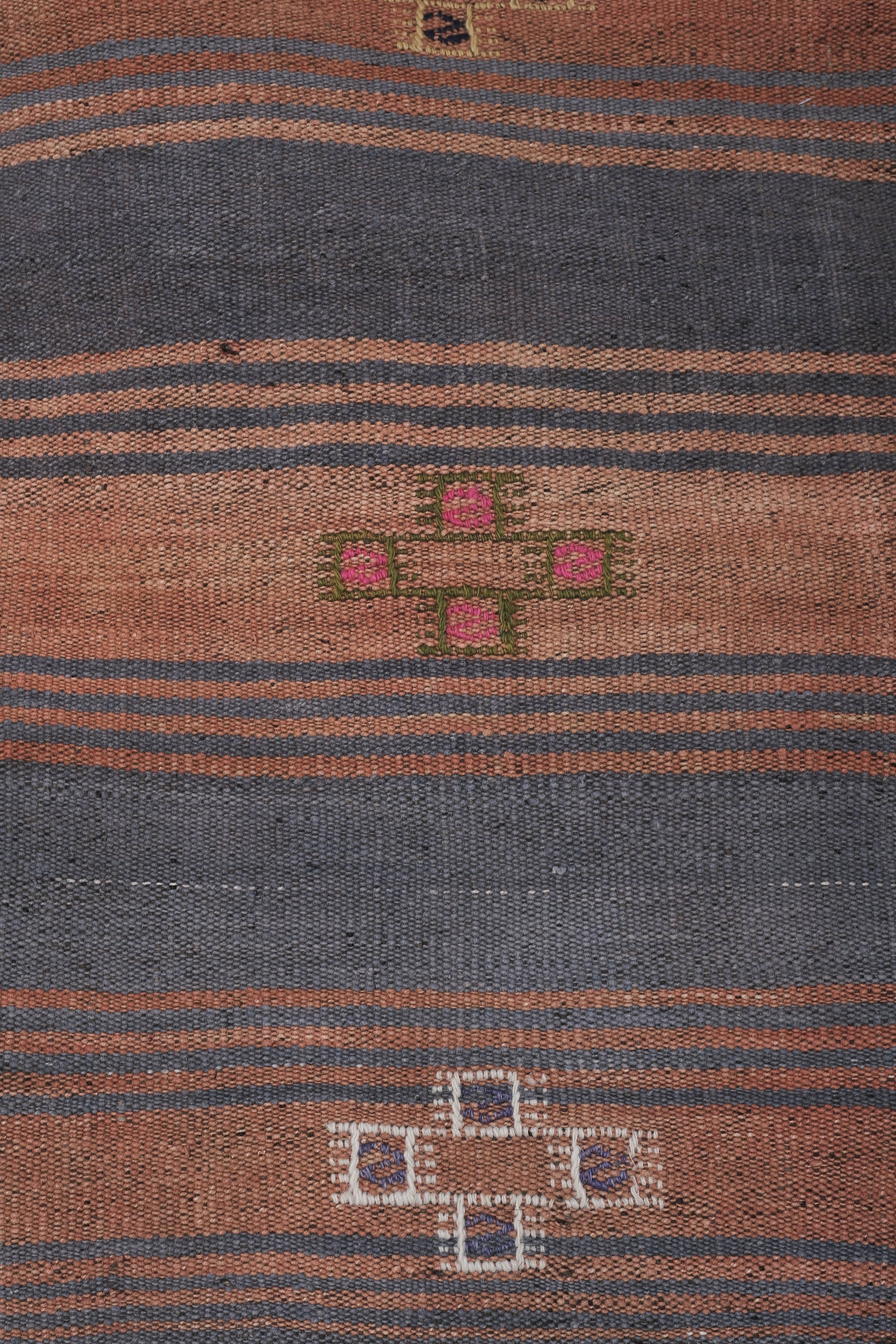Vintage Turkish Kilim Rug 3'9'' x 9'4''
